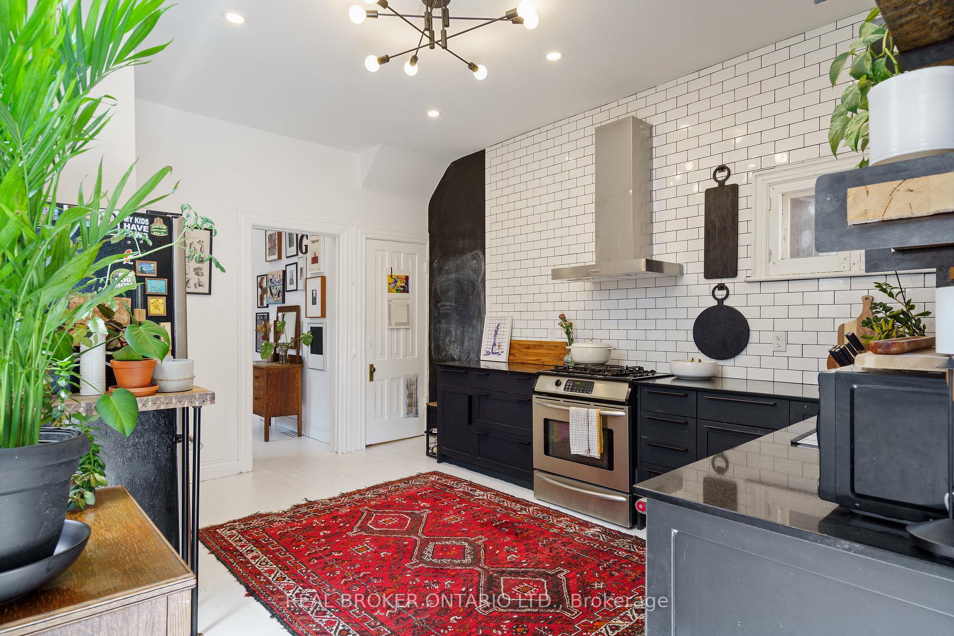 Photo 15 of 164 Catharine Street N, Hamilton, Beasley — HOMEH