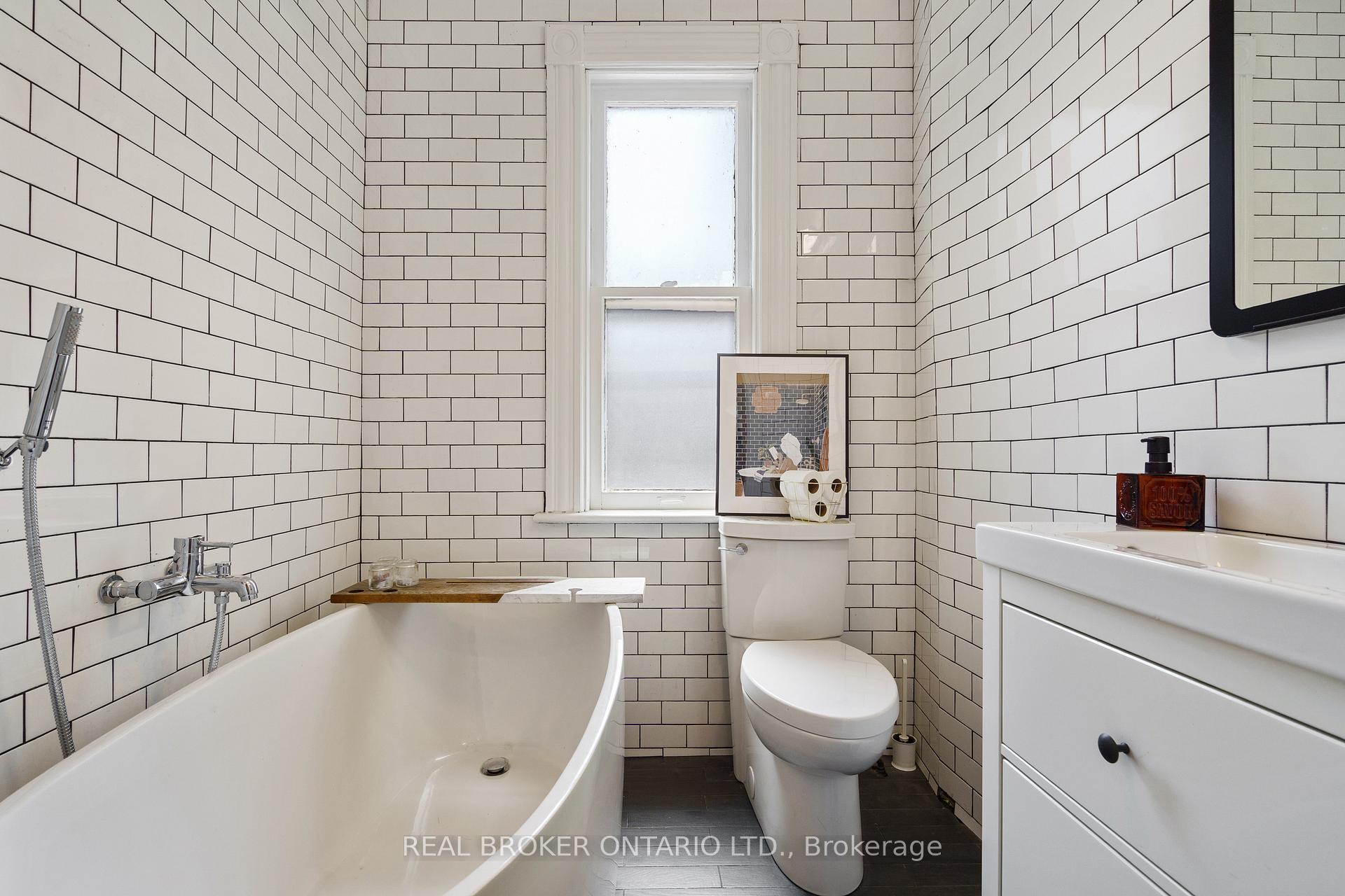 Photo 24 of 164 Catharine Street N, Hamilton, Beasley — HOMEH