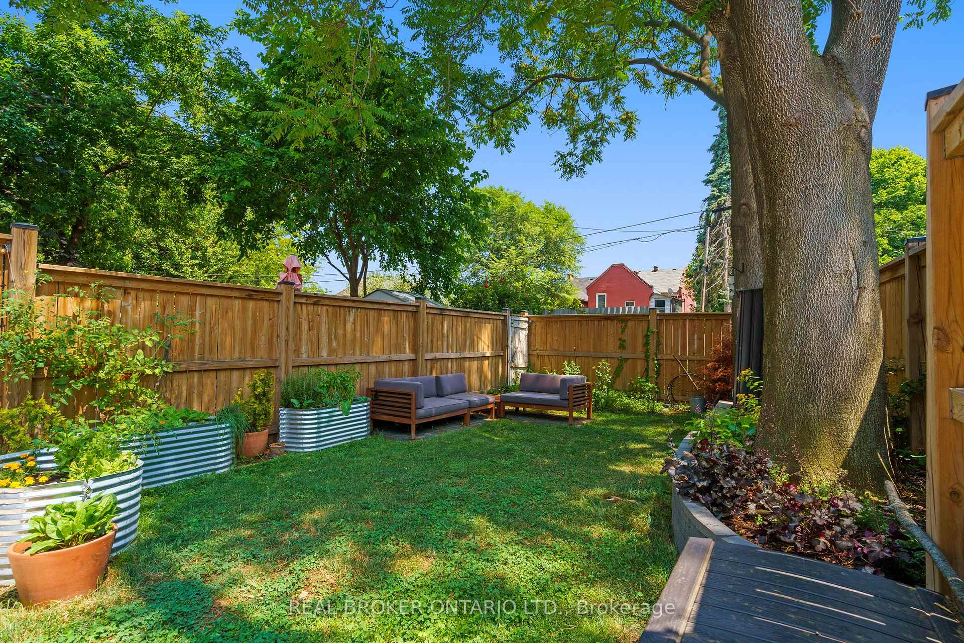 Photo 33 of 164 Catharine Street N, Hamilton, Beasley — HOMEH