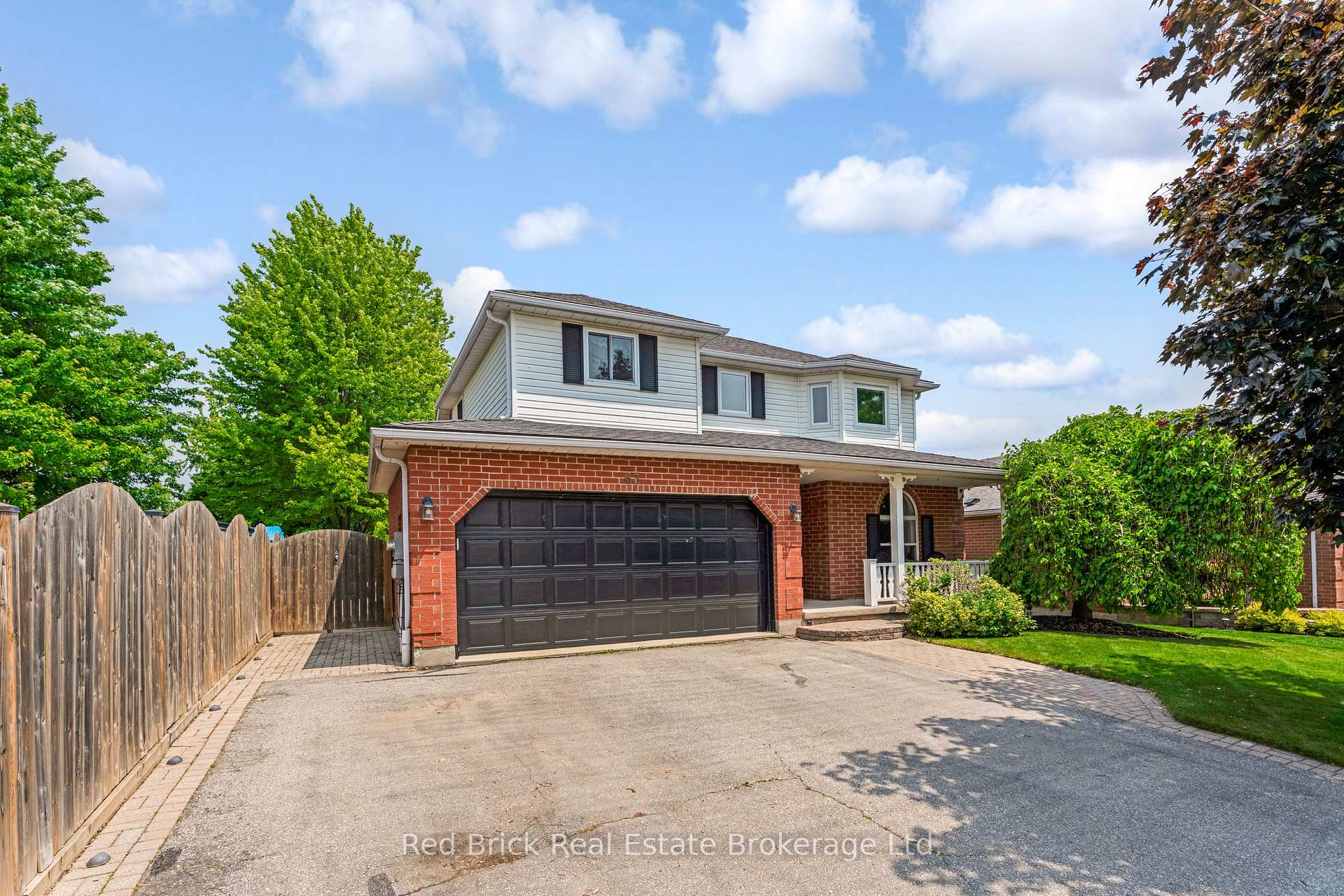 Photo 2 of 63 Flaherty Drive, Guelph, Willow West/Sugarbush/West Acres — HOMEH