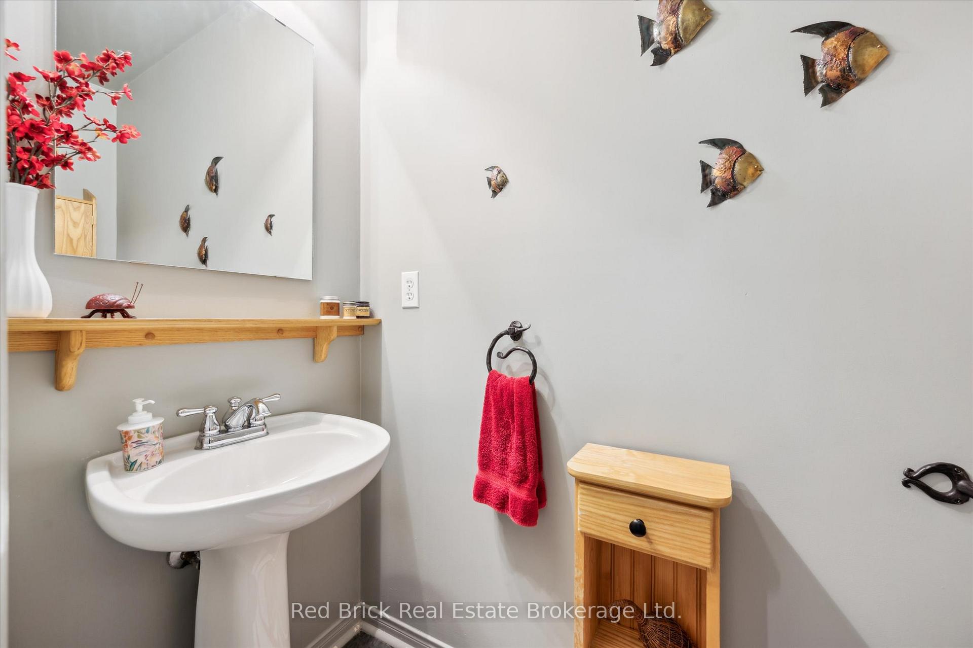 Photo 12 of 63 Flaherty Drive, Guelph, Willow West/Sugarbush/West Acres — HOMEH