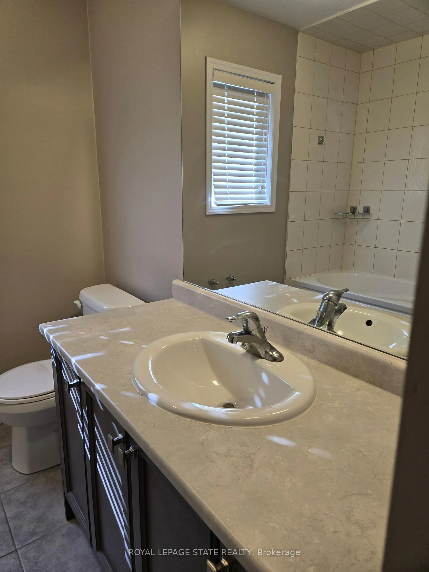 Photo 19 of 31 Cactus Crescent, Hamilton, Stoney Creek Mountain — HOMEH