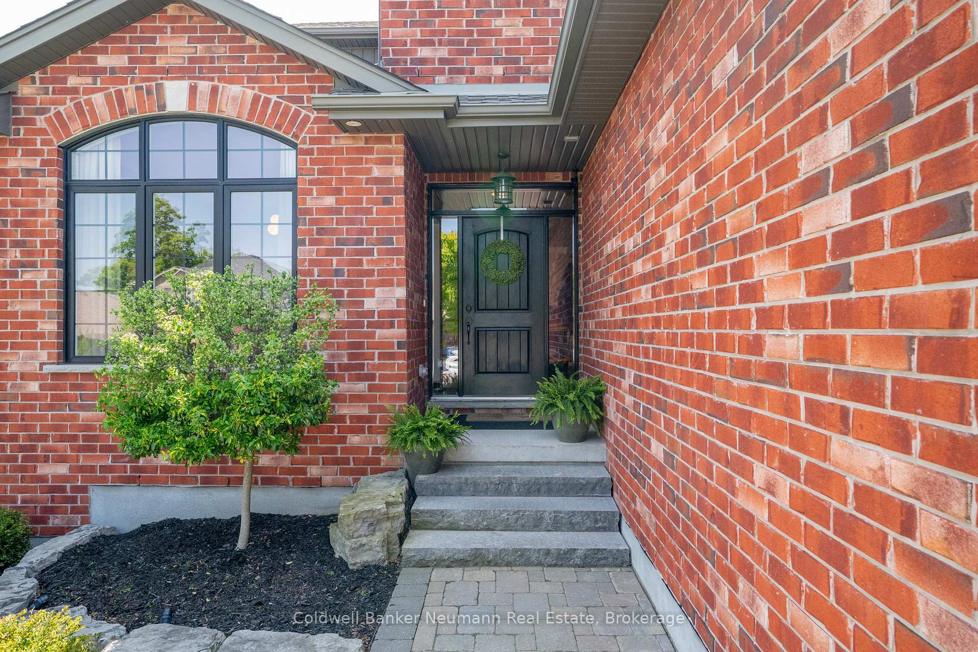 Photo 5 of 61 Law Drive, Guelph, Grange Road — HOMEH