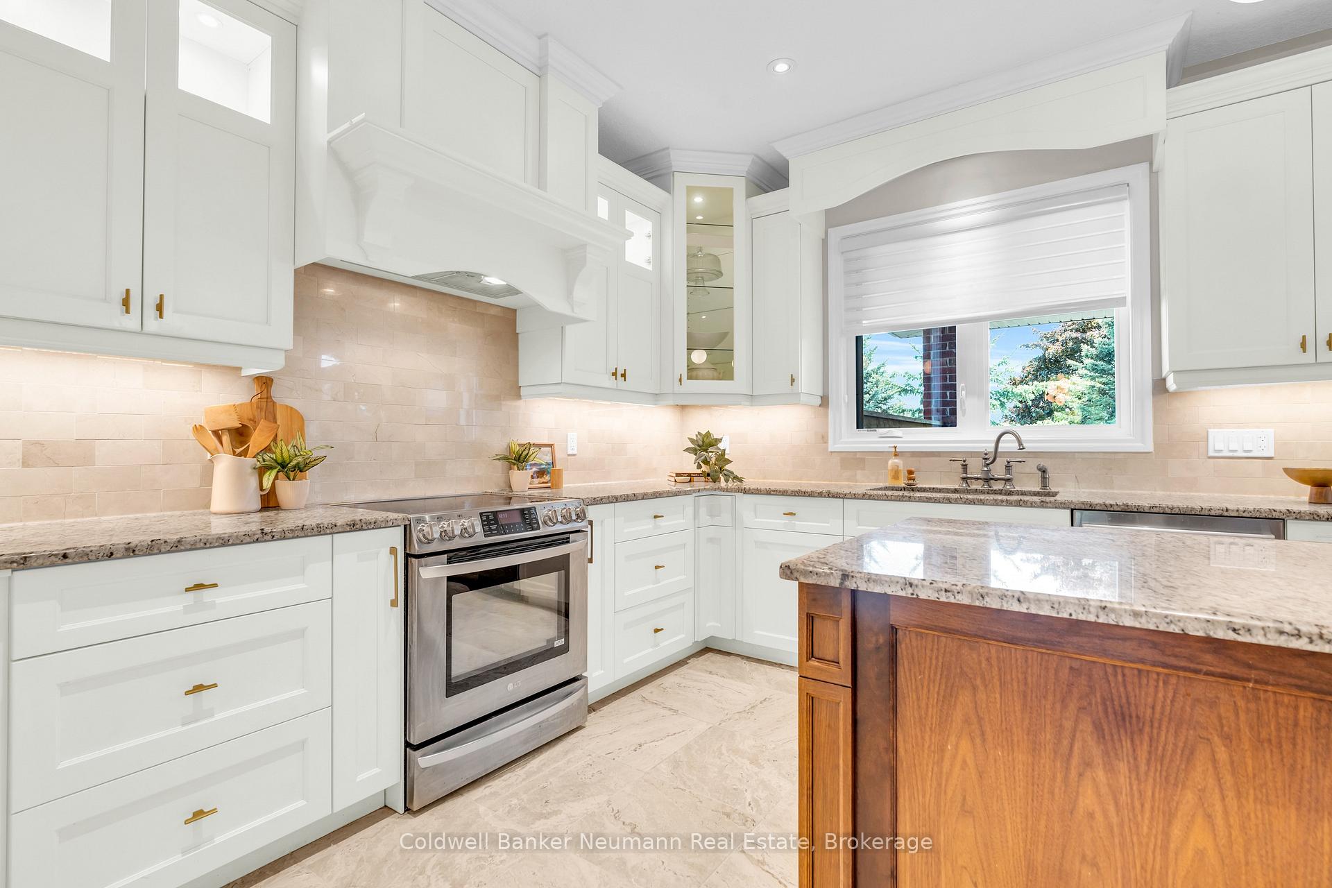 Photo 12 of 61 Law Drive, Guelph, Grange Road — HOMEH
