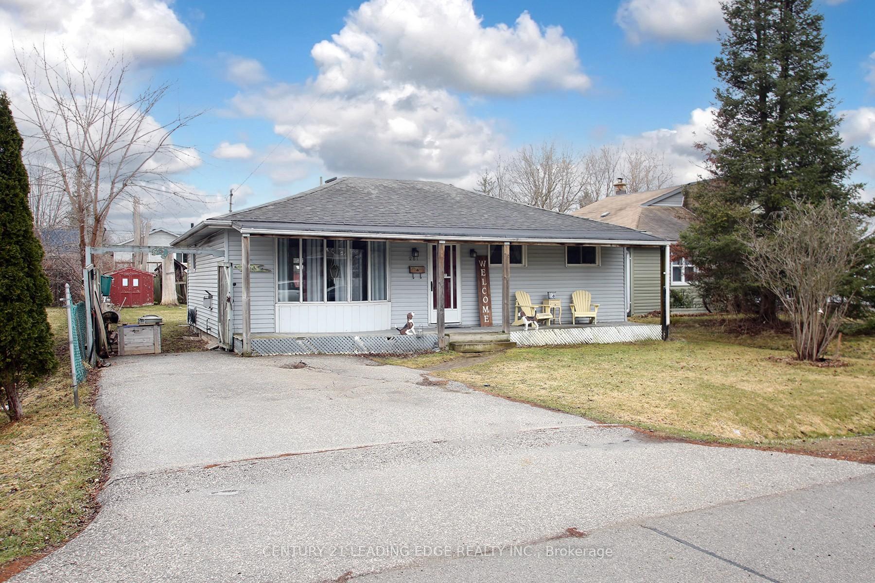 Front of 281 Woodycrest Avenue