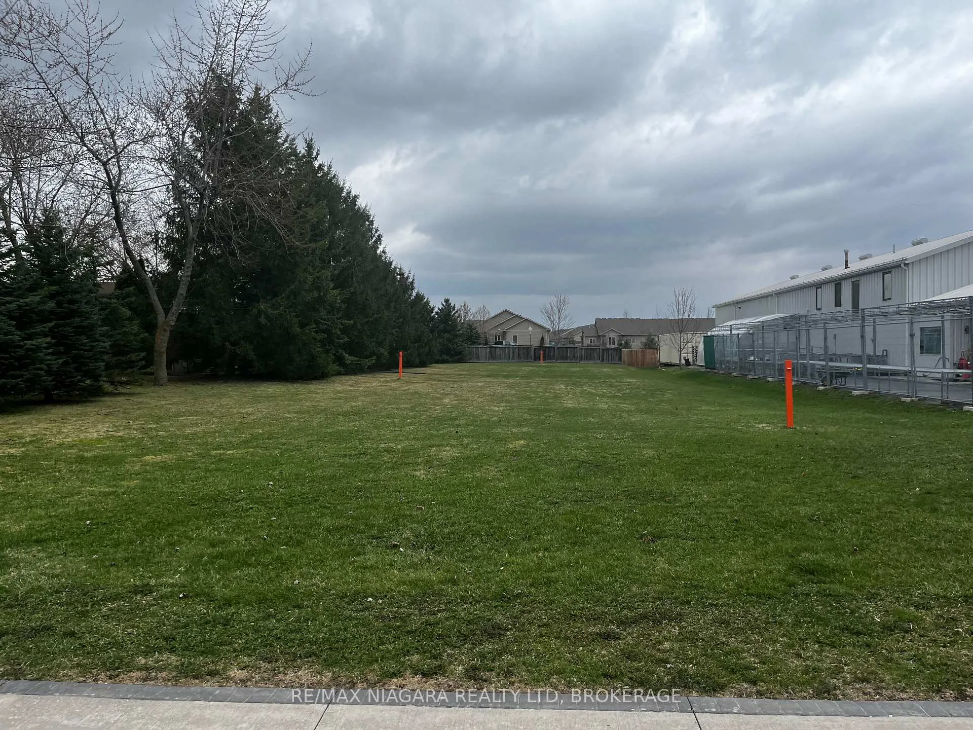 Photo 2 of 2450 Hwy 56 Road, Hamilton, Binbrook — HOMEH