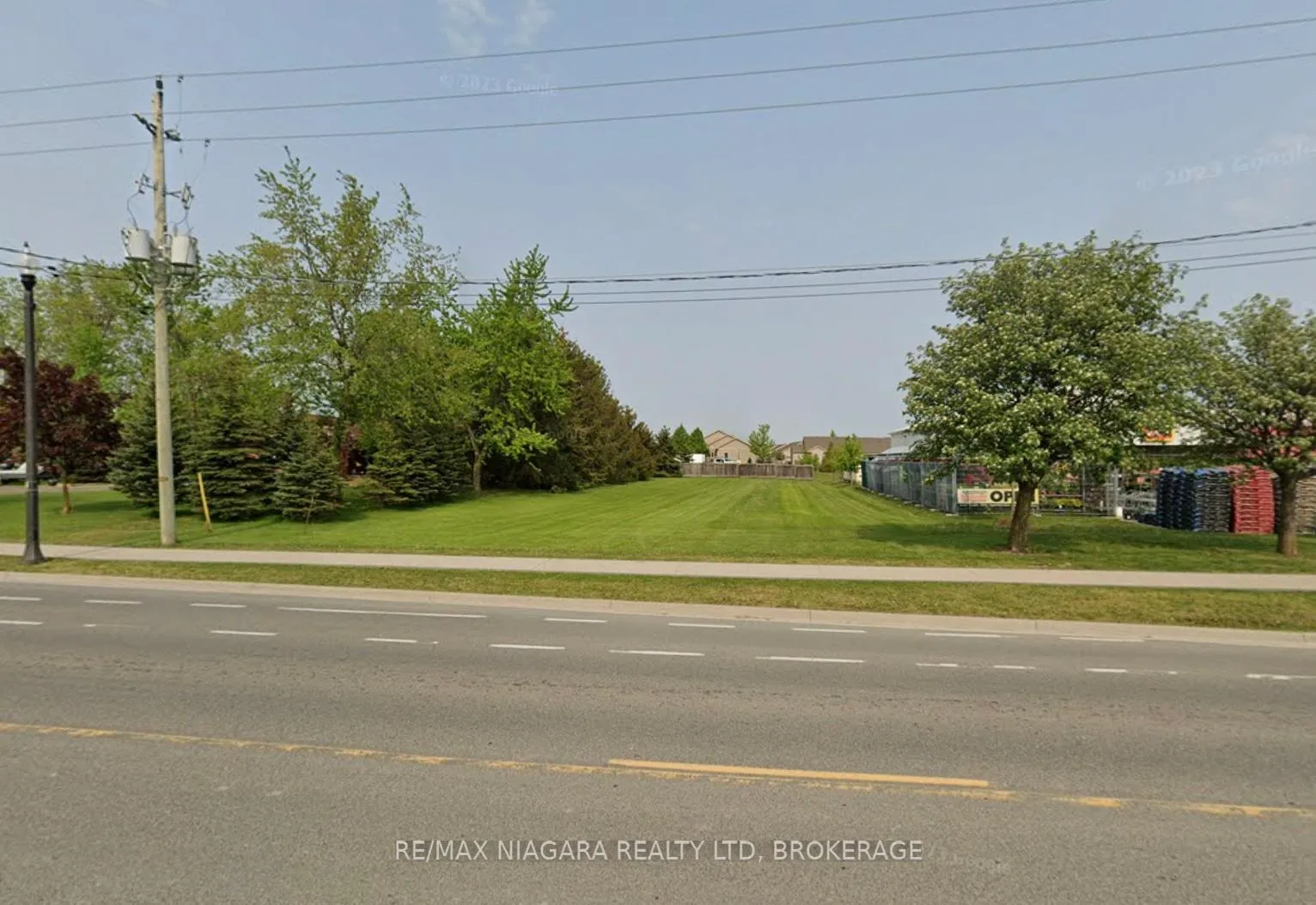Photo 11 of 2450 Hwy 56 Road, Hamilton, Binbrook — HOMEH