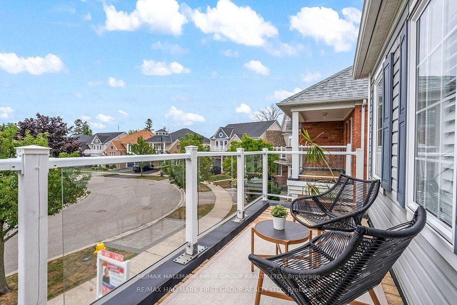 Photo 24 of 58 Moynahan Crescent, Ajax, South East — HOMEH
