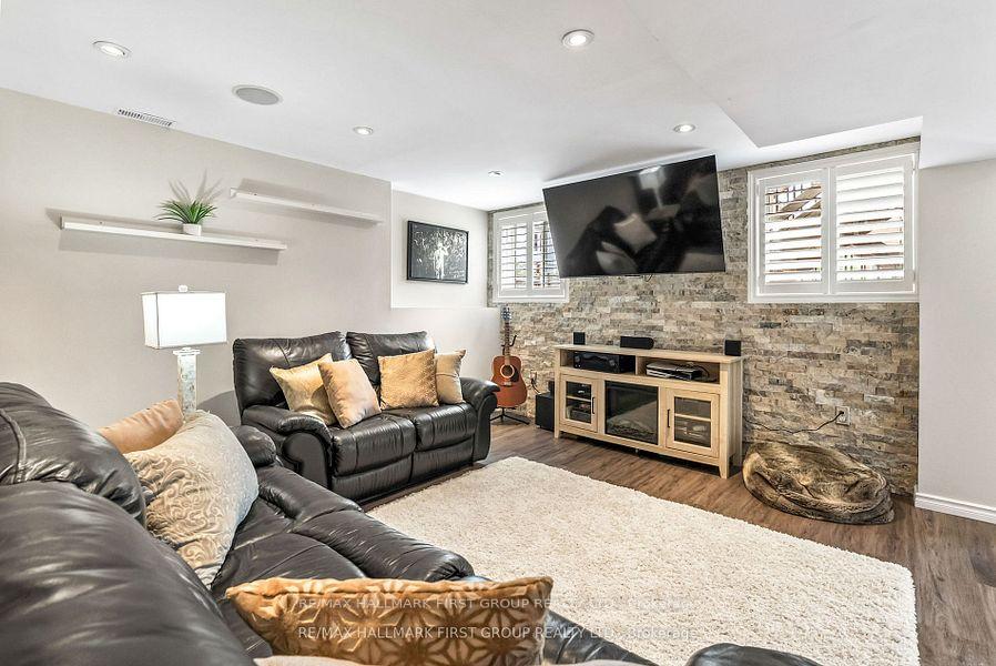 Photo 27 of 58 Moynahan Crescent, Ajax, South East — HOMEH