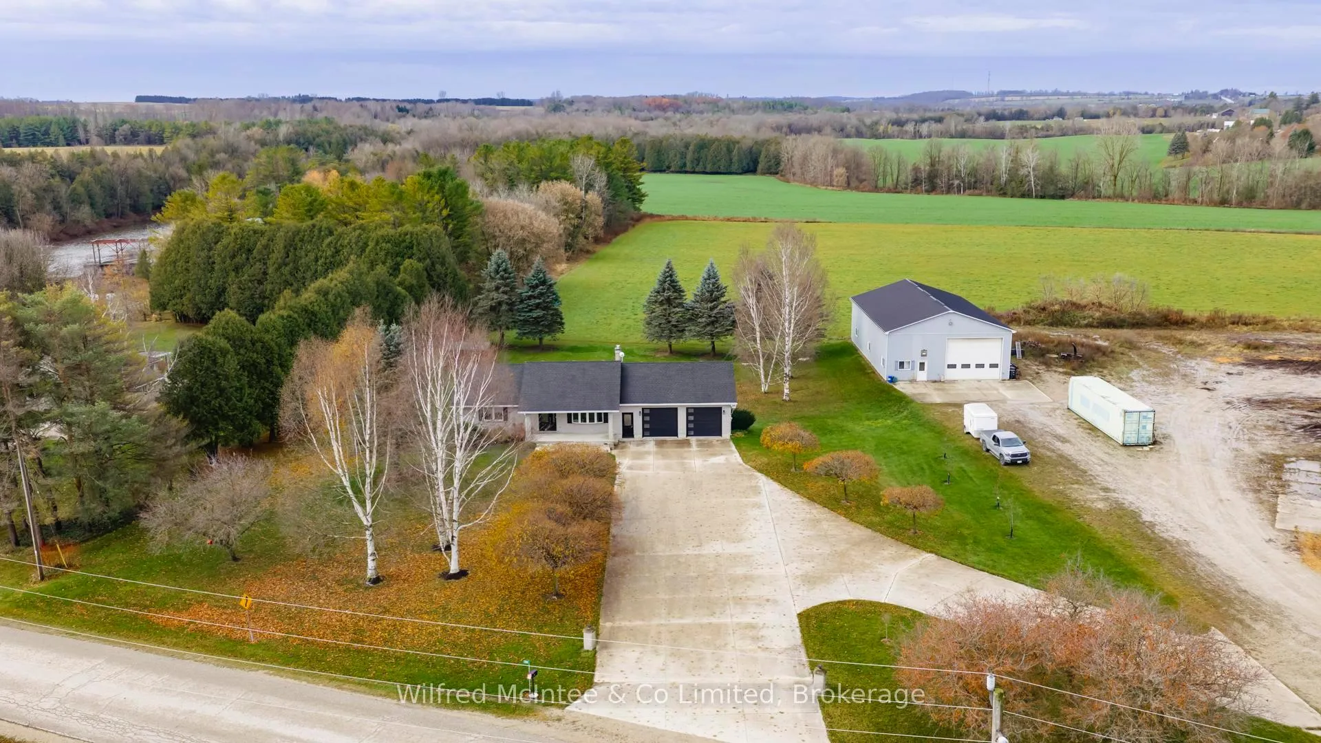 Photo 4 of 189 Maple Hill Road, Brockton — HOMEH