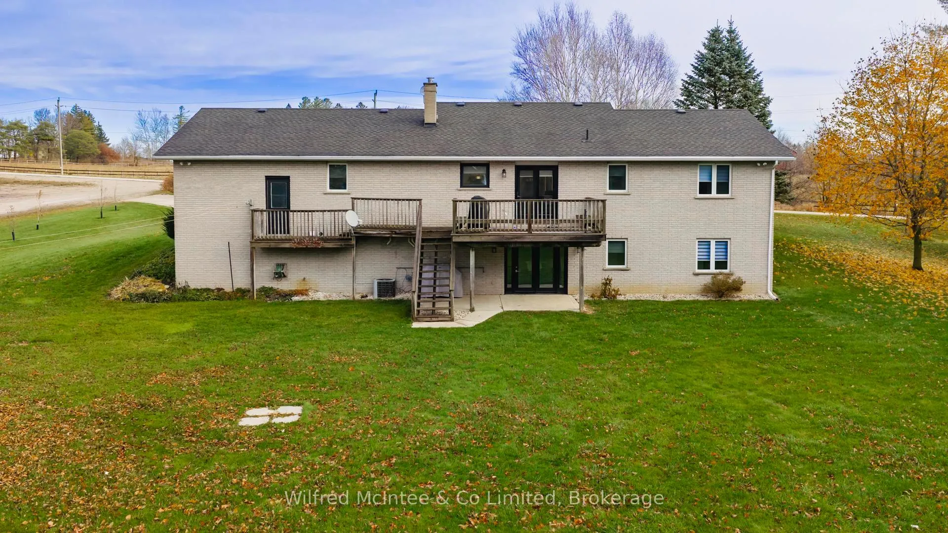 Photo 5 of 189 Maple Hill Road, Brockton — HOMEH