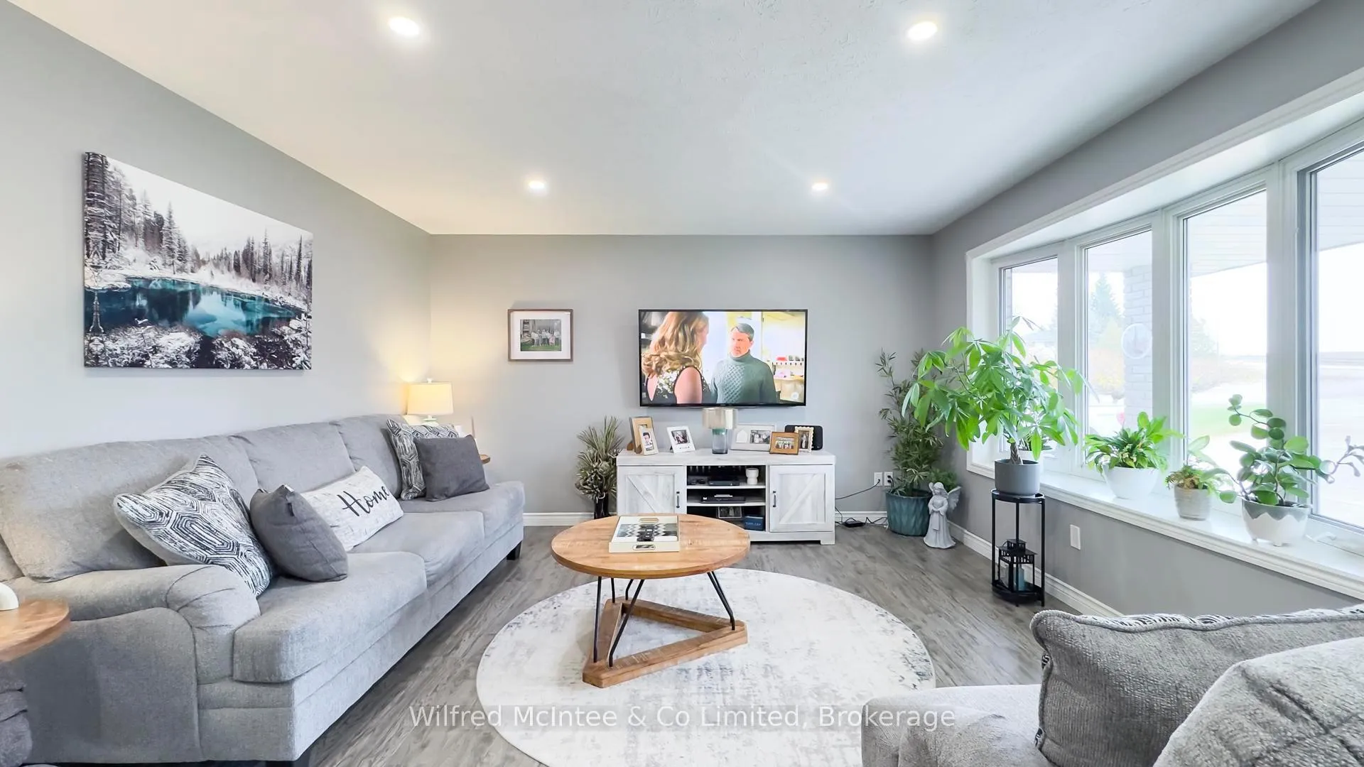 Photo 13 of 189 Maple Hill Road, Brockton — HOMEH