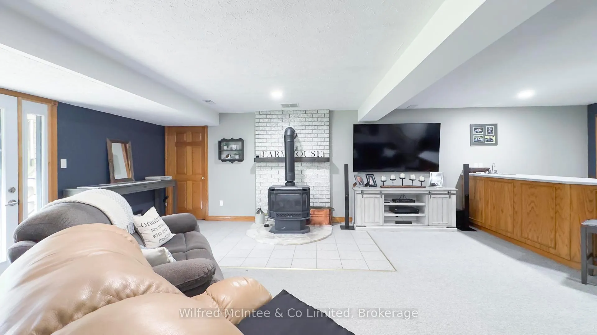 Photo 32 of 189 Maple Hill Road, Brockton — HOMEH