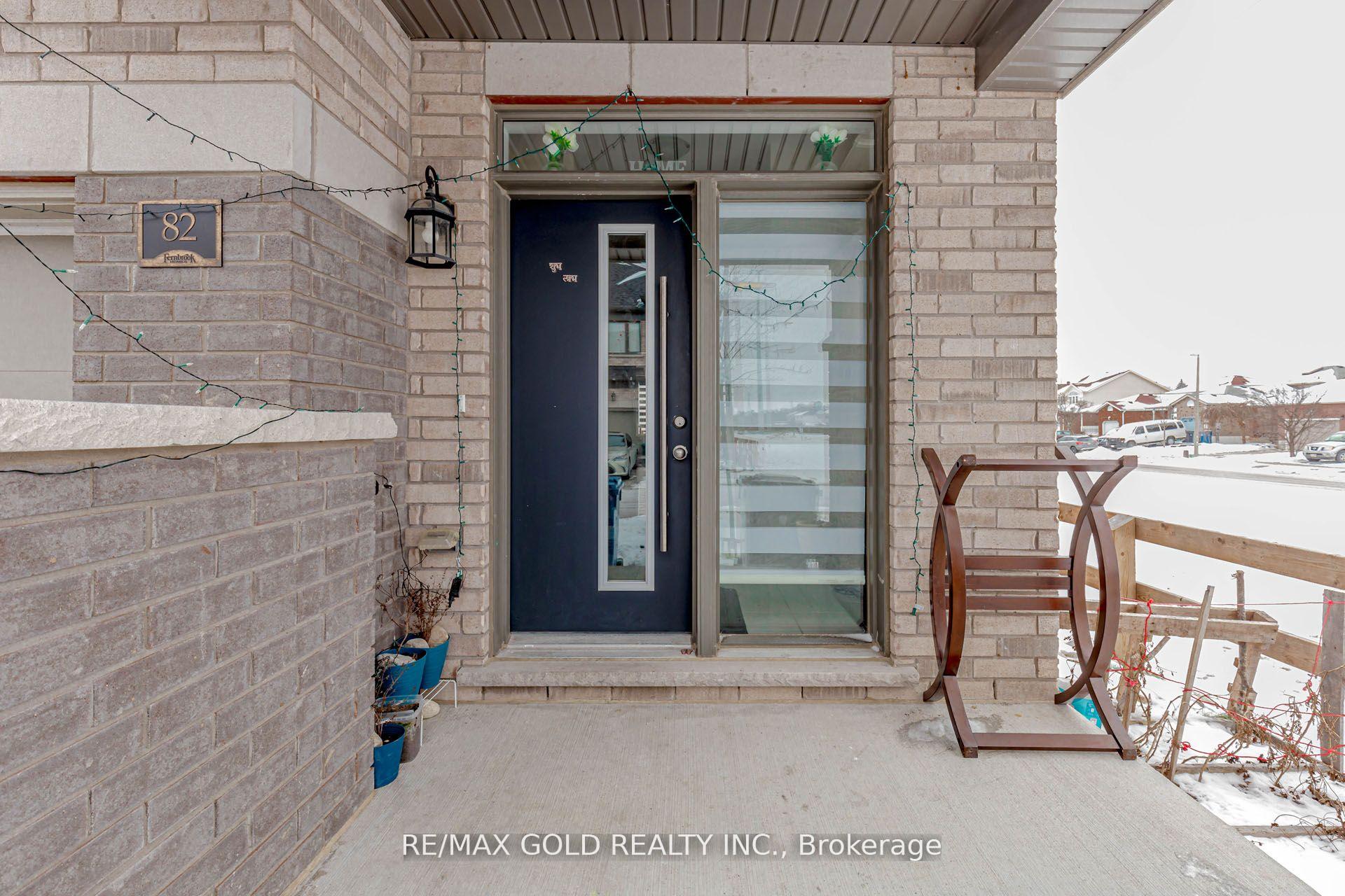 Photo 3 of Unit 82, 166 Deerpath Drive W, Guelph, Willow West/Sugarbush/West Acres — HOMEH