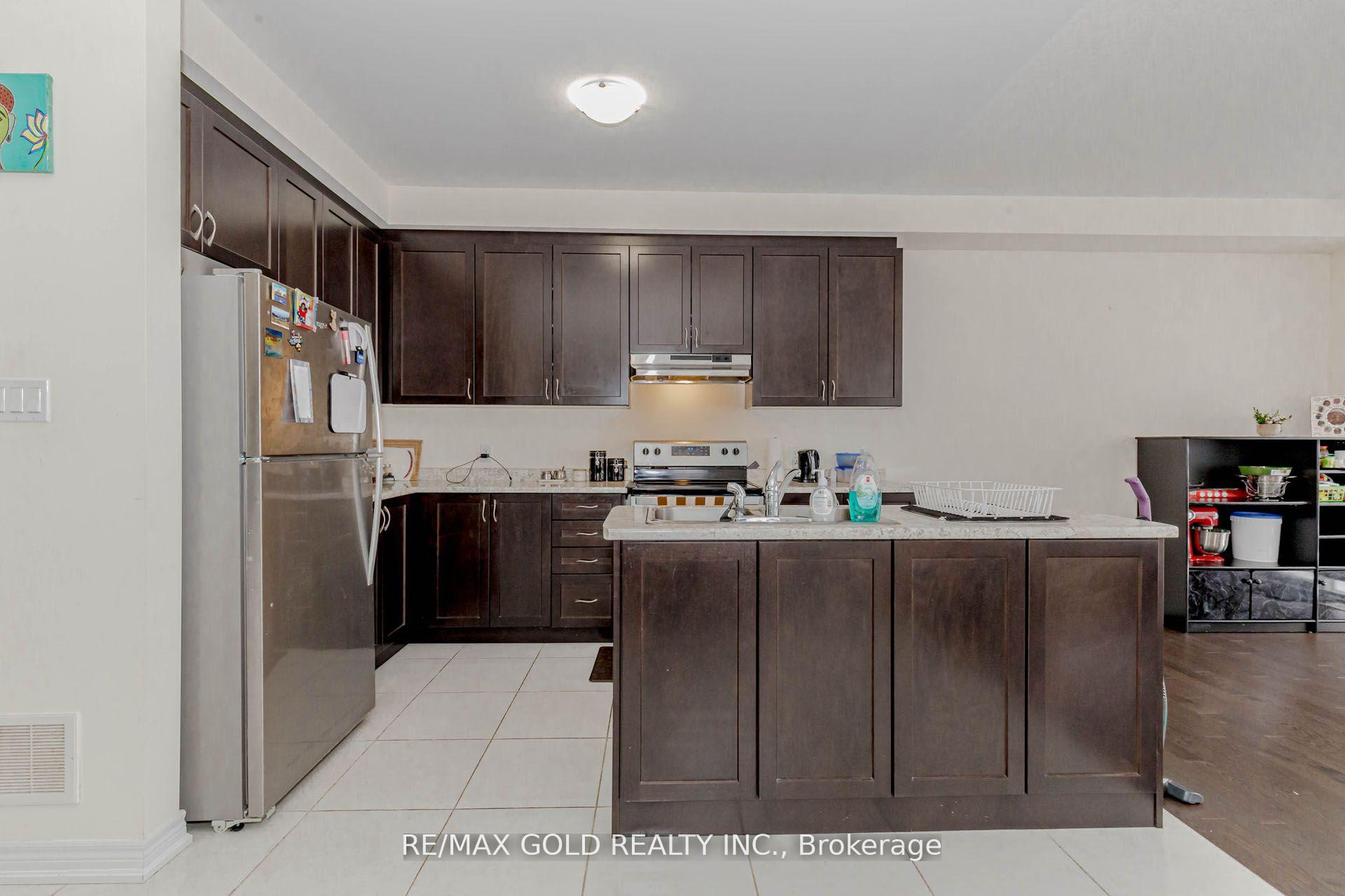 Photo 13 of Unit 82, 166 Deerpath Drive W, Guelph, Willow West/Sugarbush/West Acres — HOMEH