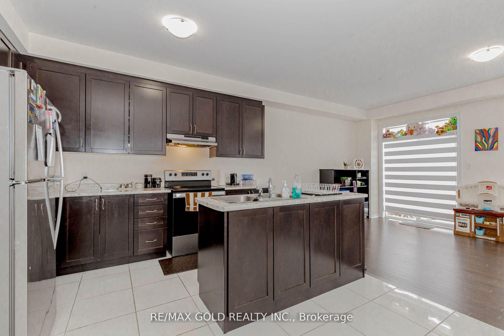 Photo 14 of Unit 82, 166 Deerpath Drive W, Guelph, Willow West/Sugarbush/West Acres — HOMEH