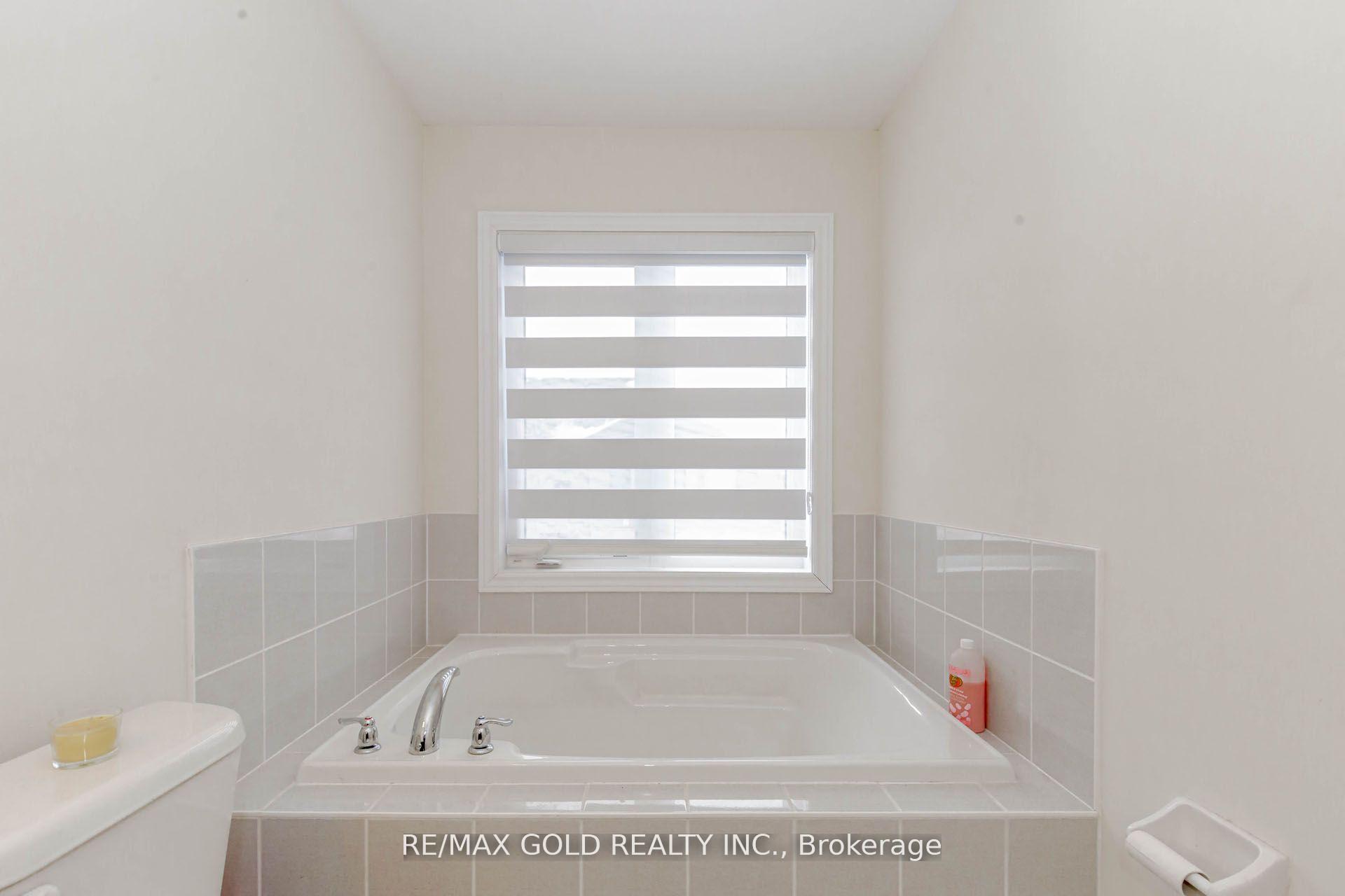 Photo 27 of Unit 82, 166 Deerpath Drive W, Guelph, Willow West/Sugarbush/West Acres — HOMEH