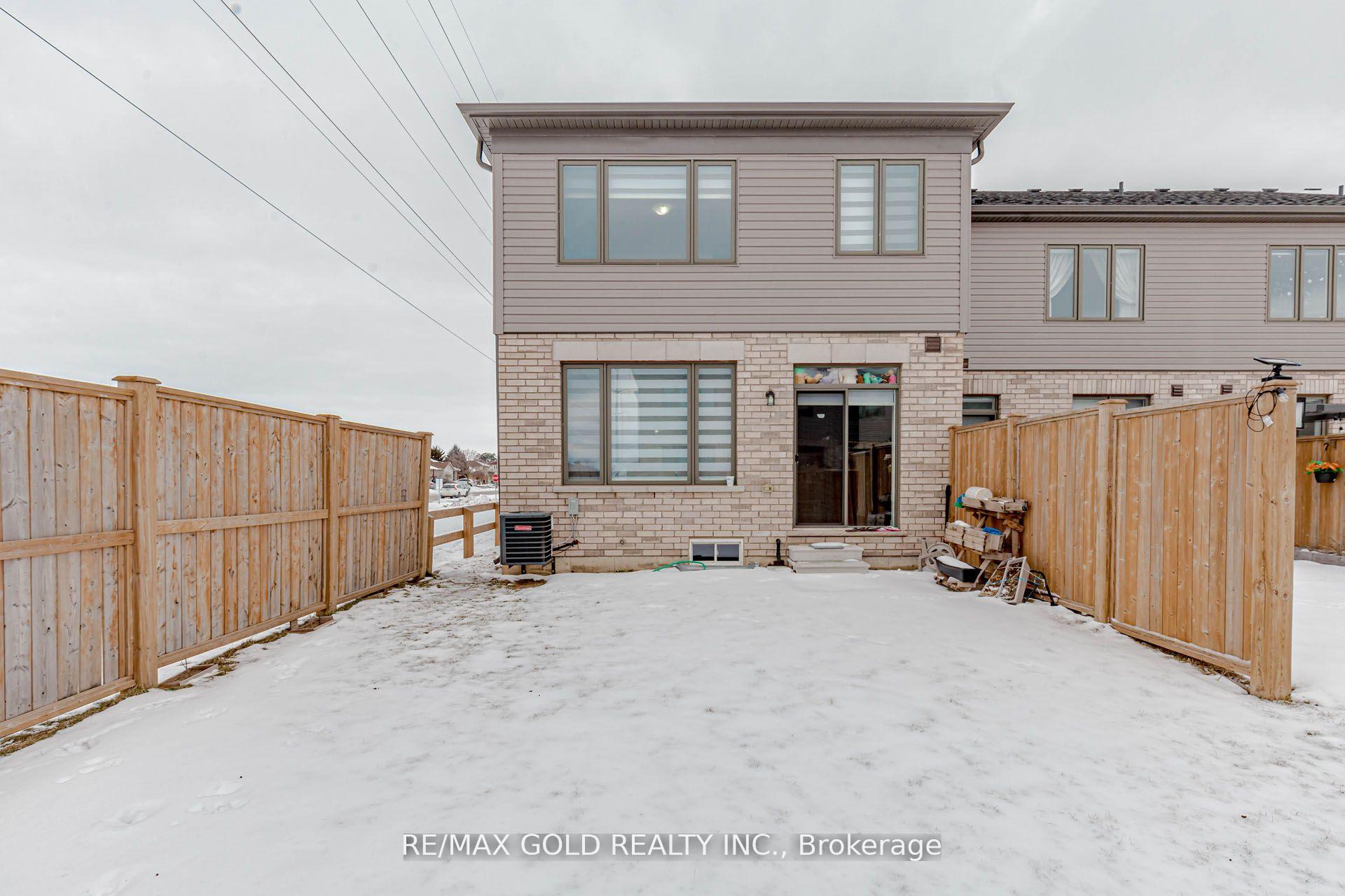 Photo 38 of Unit 82, 166 Deerpath Drive W, Guelph, Willow West/Sugarbush/West Acres — HOMEH