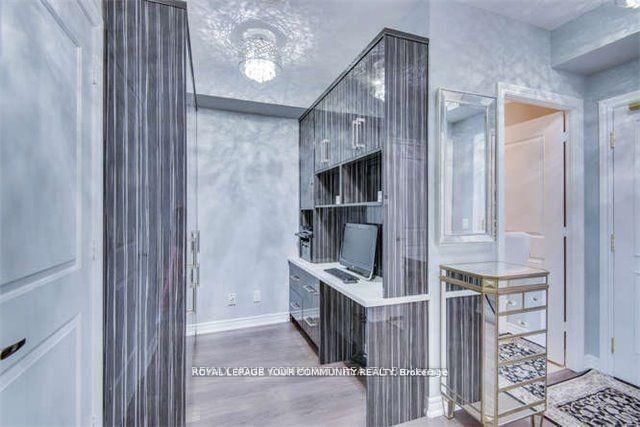 Photo 4 of Unit 914, 9255 Jane St, Vaughan, Maple — HOMEH