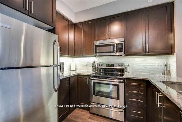 Photo 6 of Unit 914, 9255 Jane St, Vaughan, Maple — HOMEH
