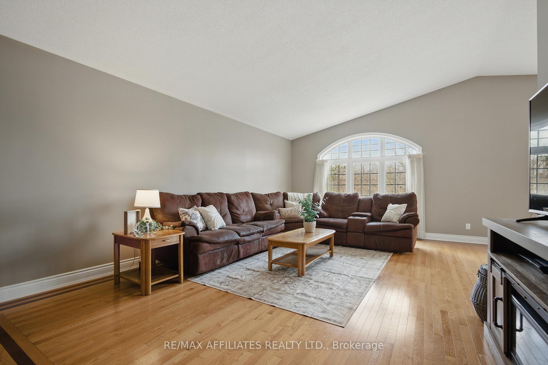 Photo 8 of 338 Megan Drive, Beckwith, Beckwith Twp — HOMEH