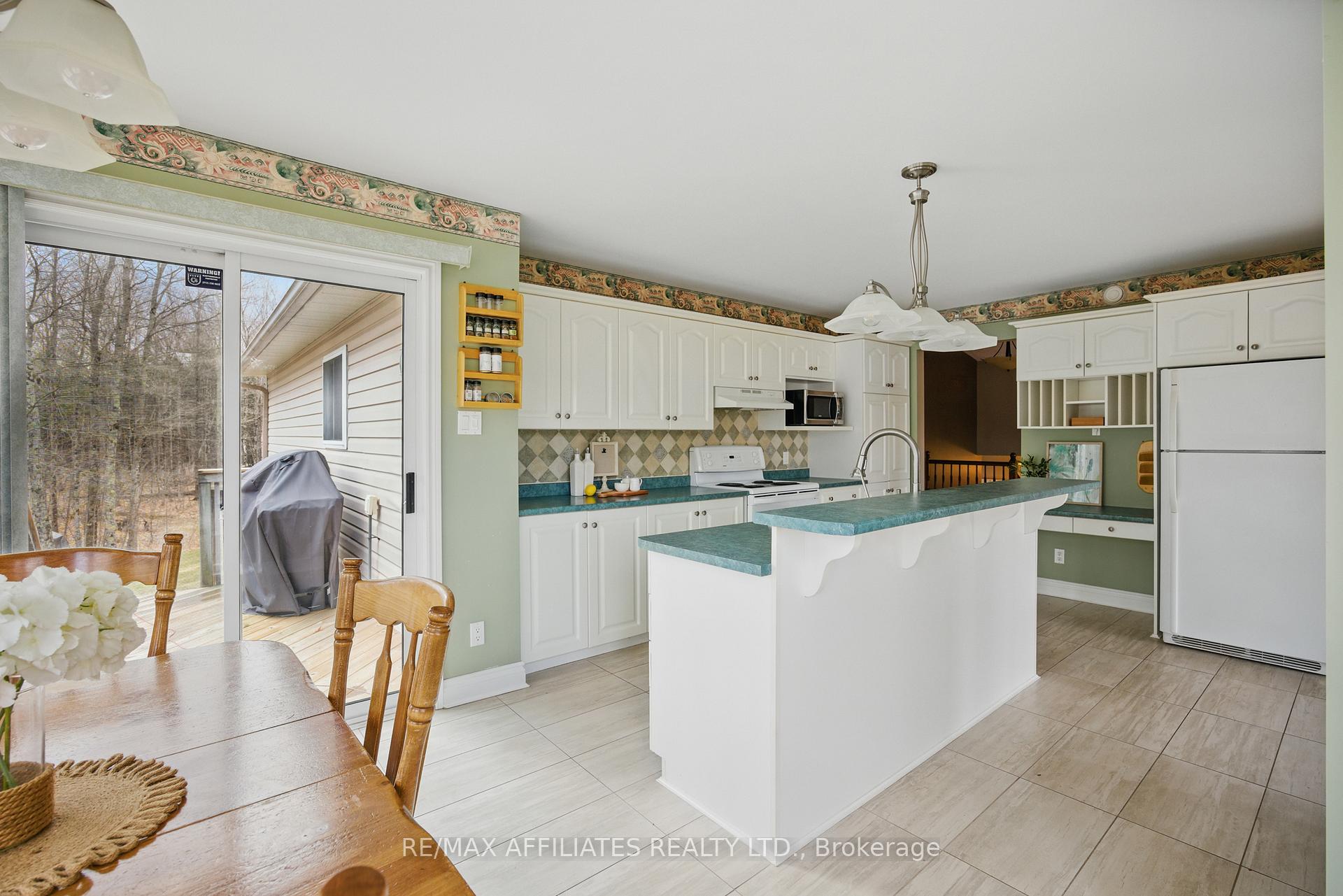 Photo 12 of 338 Megan Drive, Beckwith, Beckwith Twp — HOMEH