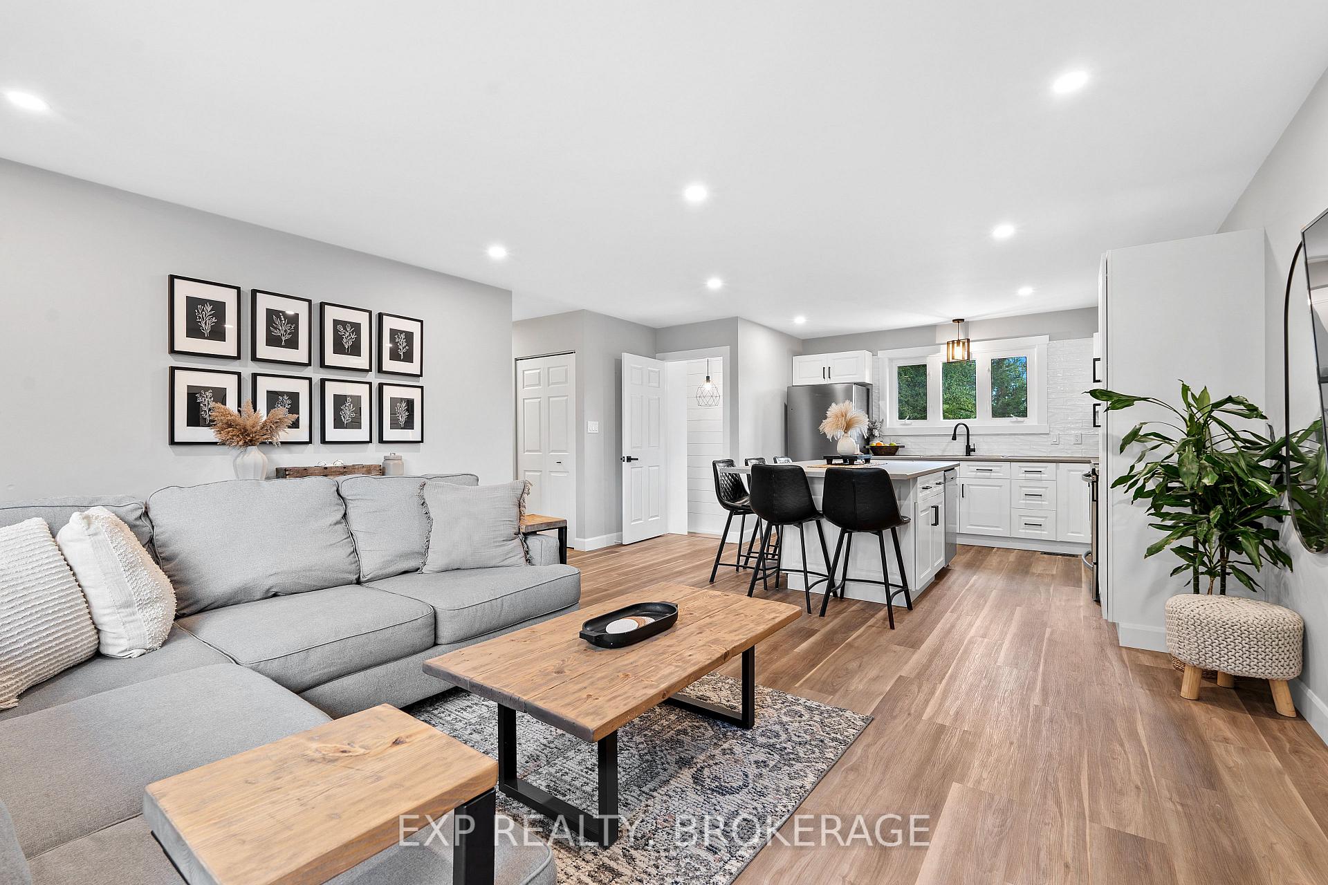 Photo 11 of 3858 Quinn Road W, Frontenac, Frontenac South — HOMEH