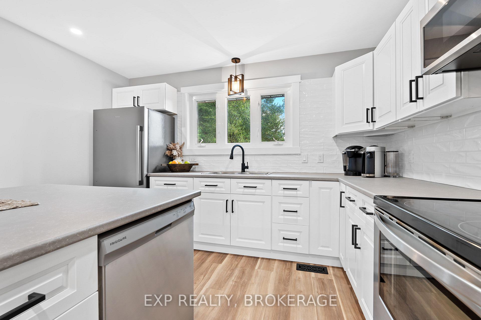Photo 15 of 3858 Quinn Road W, Frontenac, Frontenac South — HOMEH