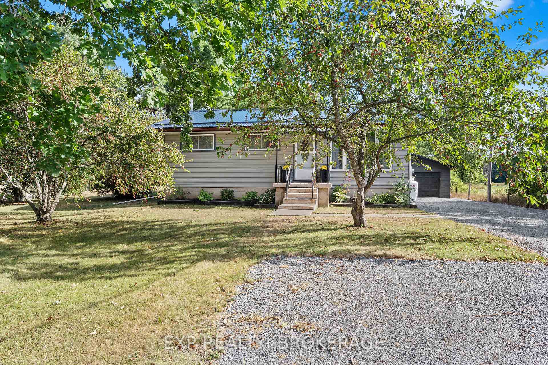 Photo 33 of 3858 Quinn Road W, Frontenac, Frontenac South — HOMEH
