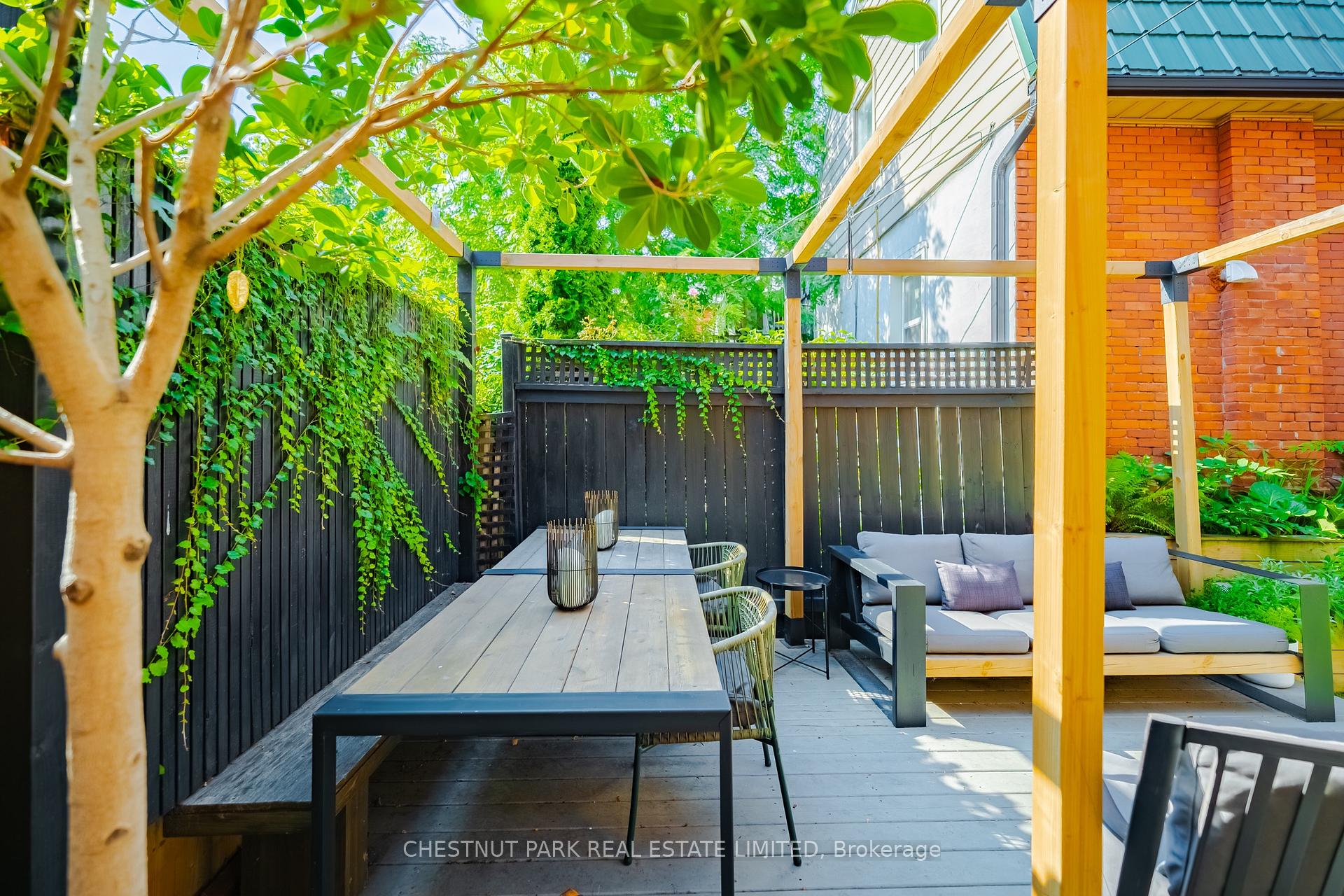 Photo 33 of 148 Stinson Street, Hamilton, Stinson — HOMEH