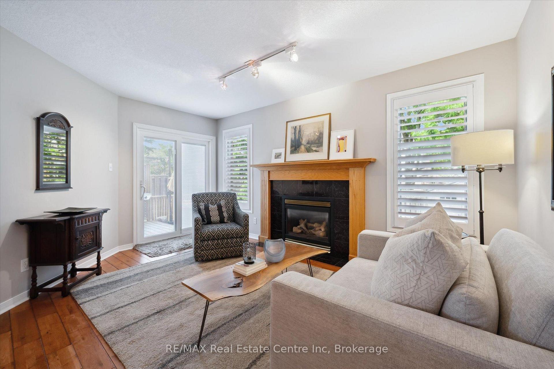 Photo 7 of 52 Camm Crescent, Guelph, Pineridge/Westminster Woods — HOMEH