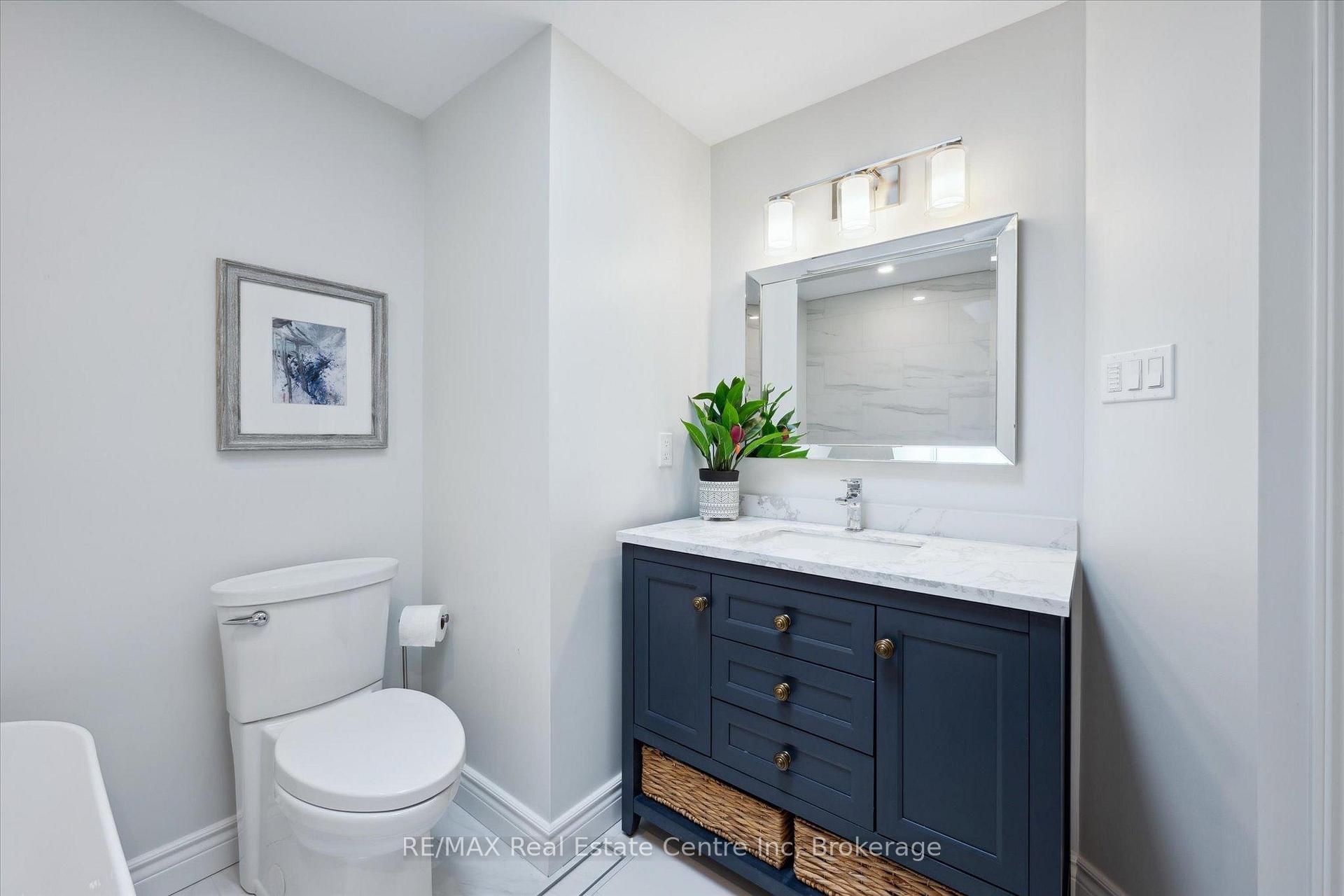 Photo 13 of 52 Camm Crescent, Guelph, Pineridge/Westminster Woods — HOMEH