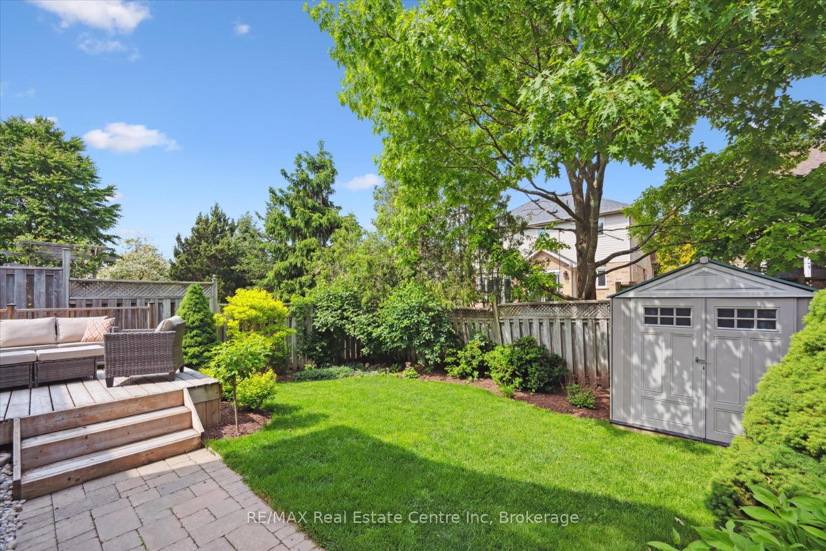 Photo 25 of 52 Camm Crescent, Guelph, Pineridge/Westminster Woods — HOMEH