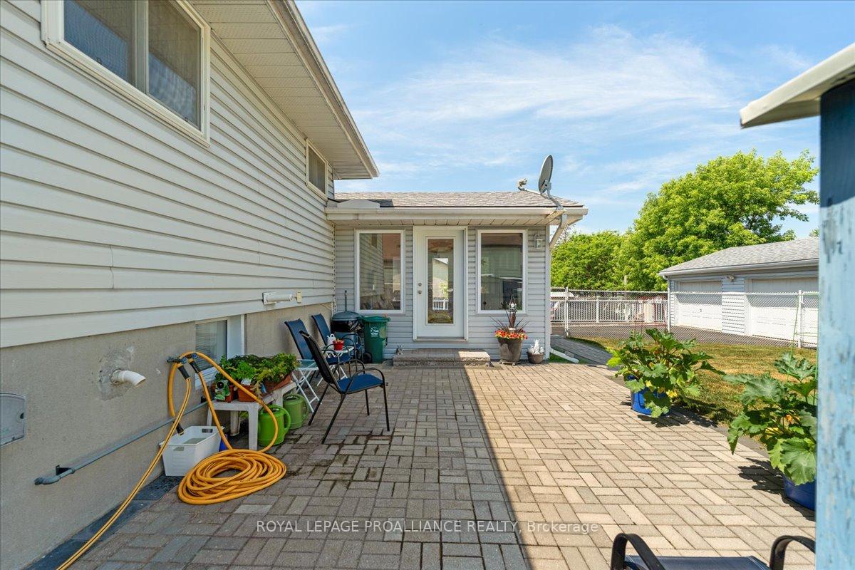 Photo 34 of 54 Safe Boulevard, Belleville, Belleville Ward — HOMEH