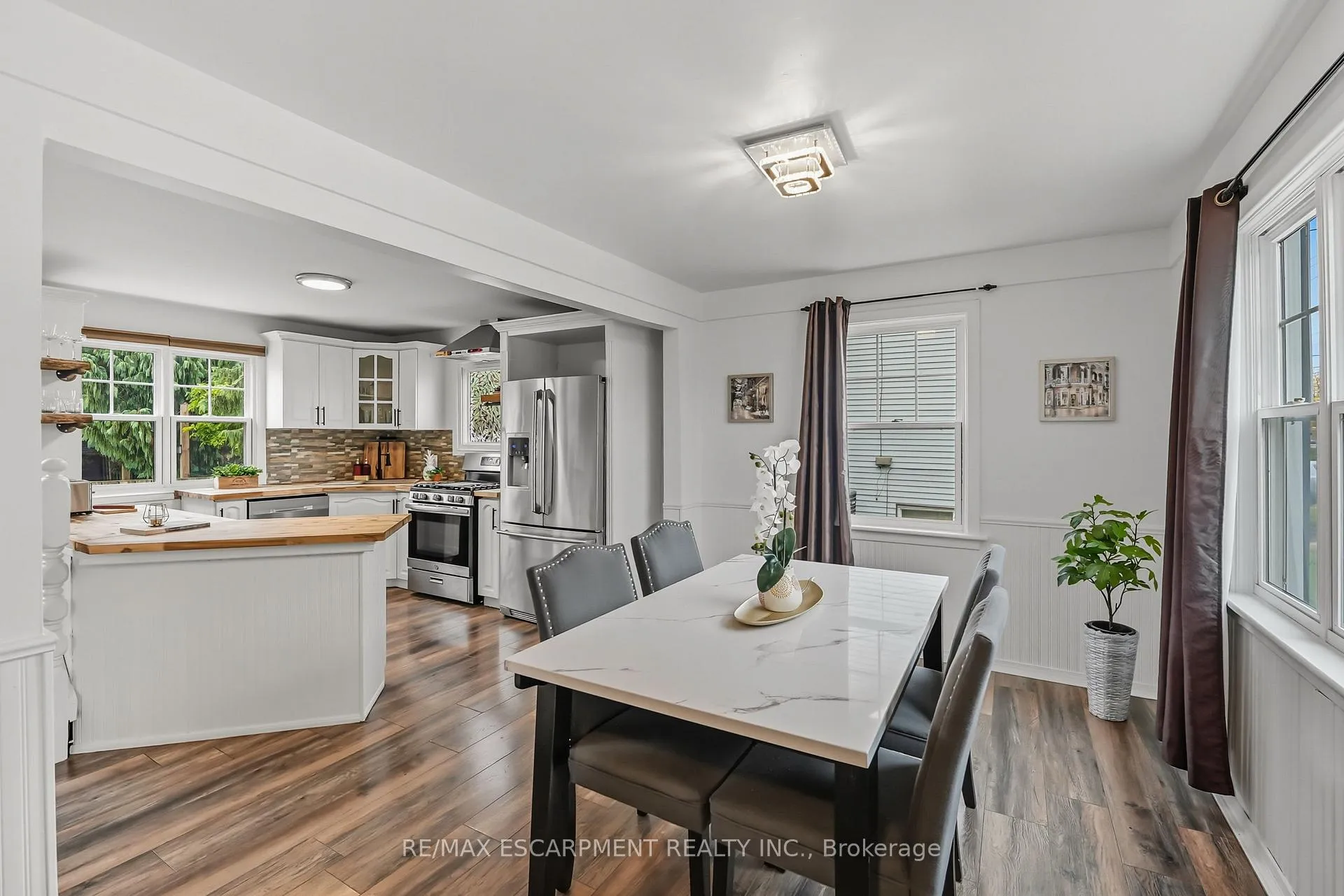 Photo 8 of 246 Green Road, Hamilton, Stoney Creek — HOMEH