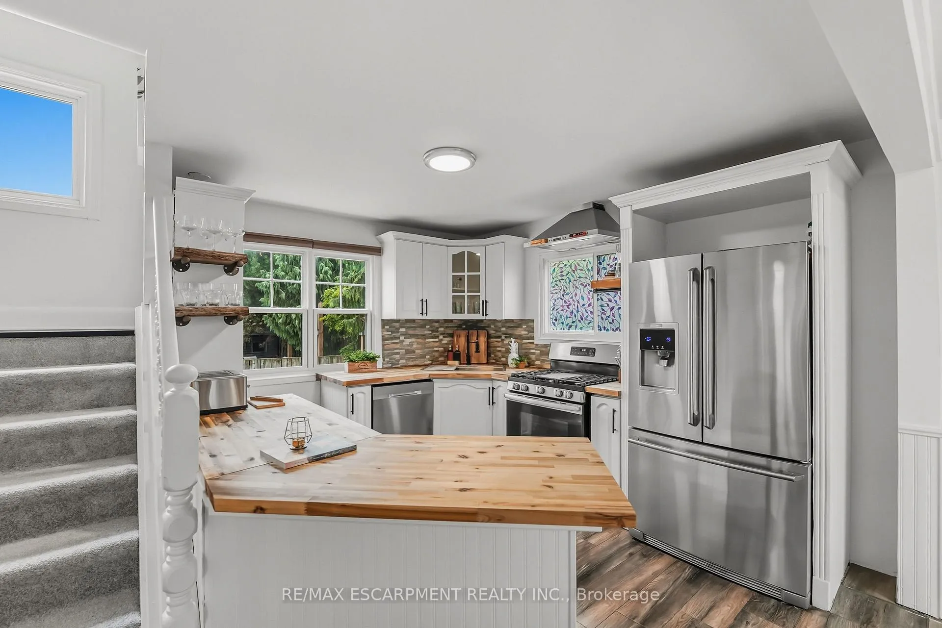 Photo 9 of 246 Green Road, Hamilton, Stoney Creek — HOMEH
