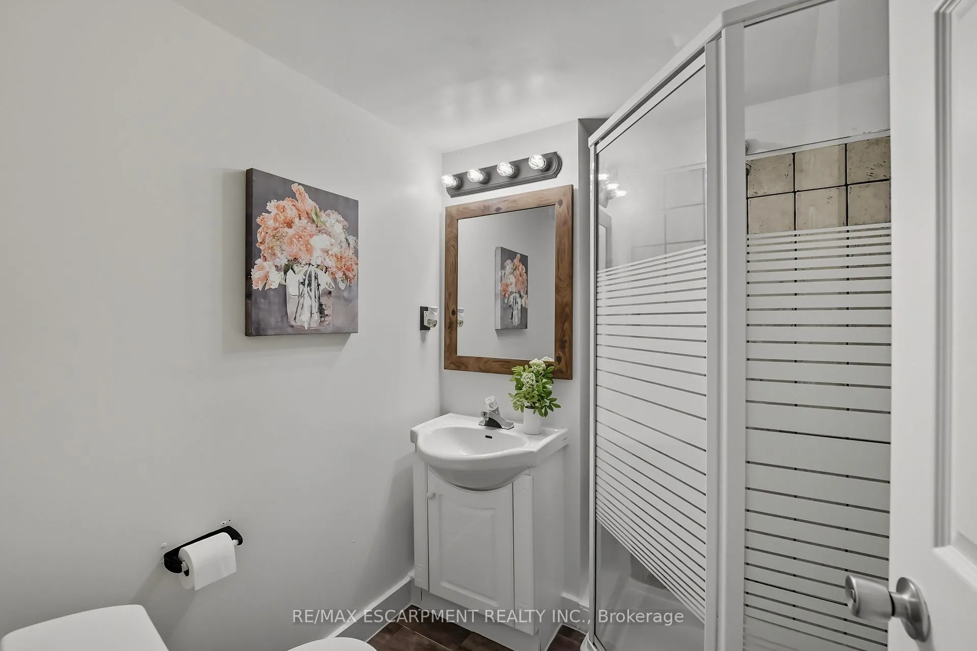 Photo 20 of 246 Green Road, Hamilton, Stoney Creek — HOMEH