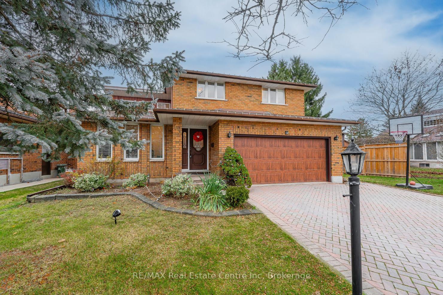 Photo 2 of 10 Kortright Road E, Guelph, Kortright East — HOMEH