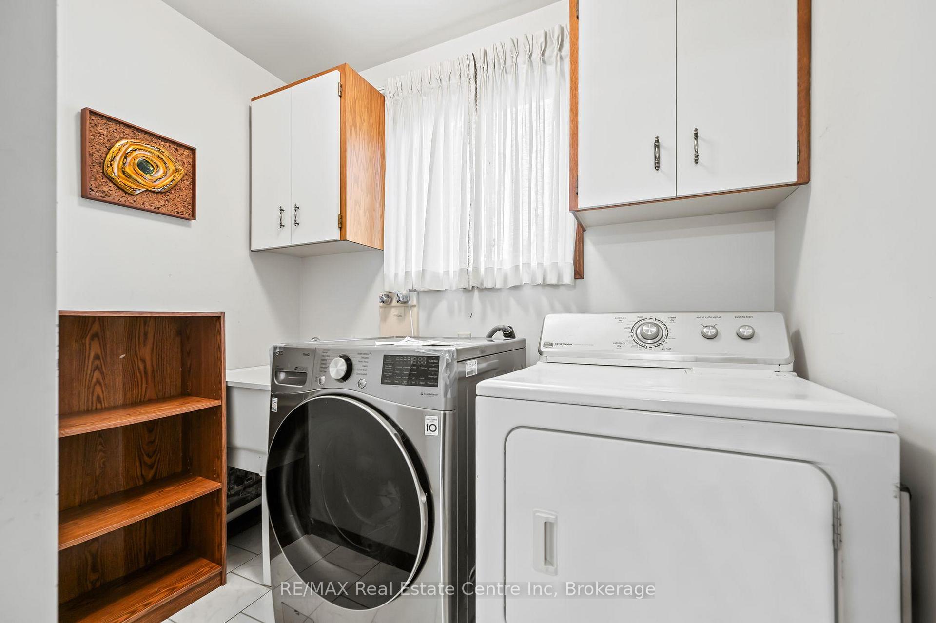 Photo 11 of 10 Kortright Road E, Guelph, Kortright East — HOMEH