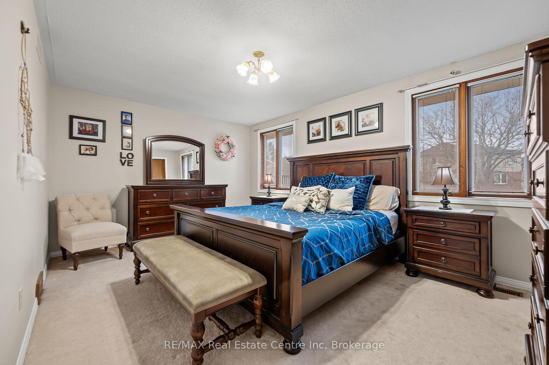 Photo 12 of 10 Kortright Road E, Guelph, Kortright East — HOMEH