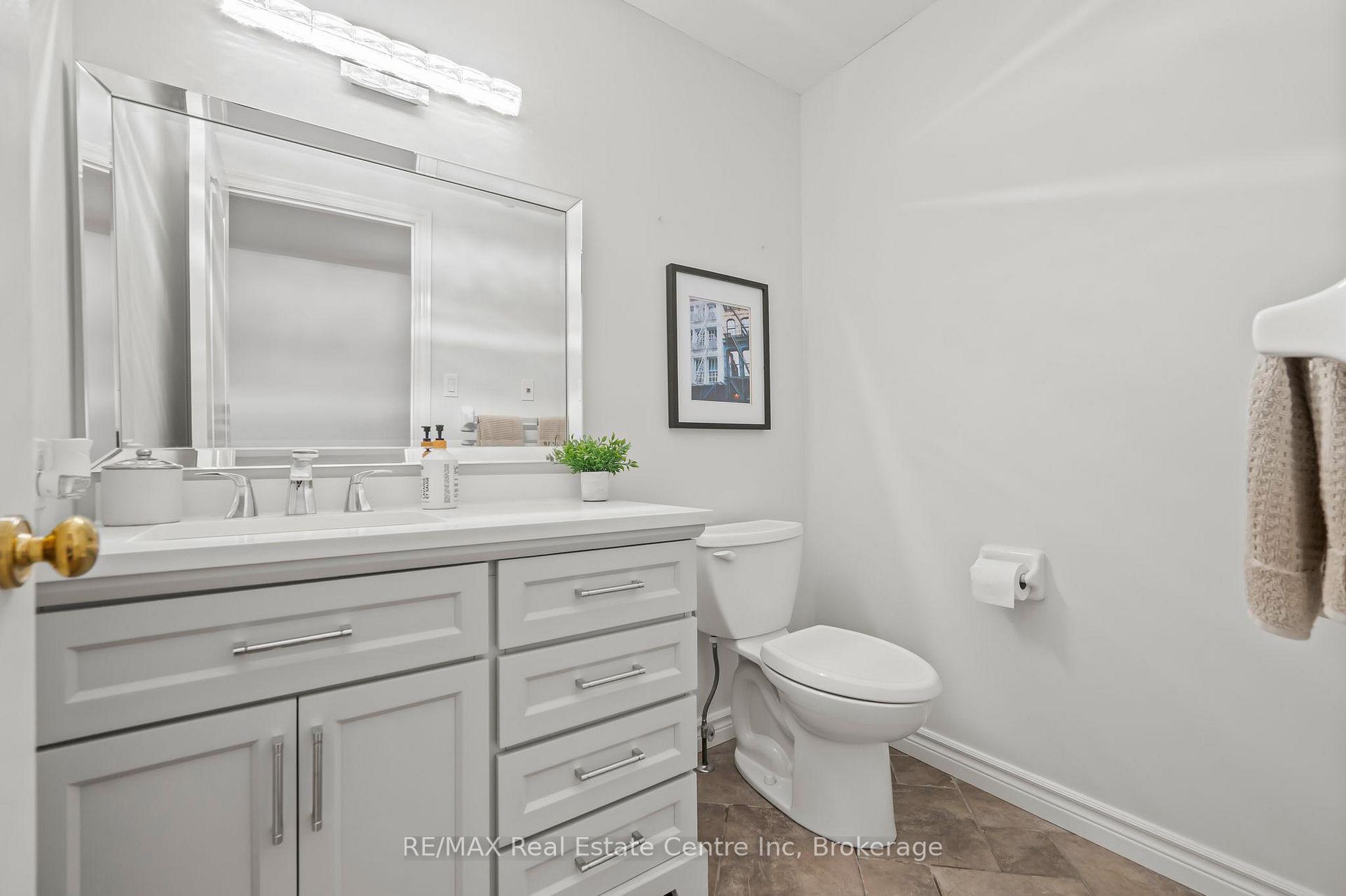 Photo 17 of 61 Tanager Drive, Guelph, Kortright Hills — HOMEH