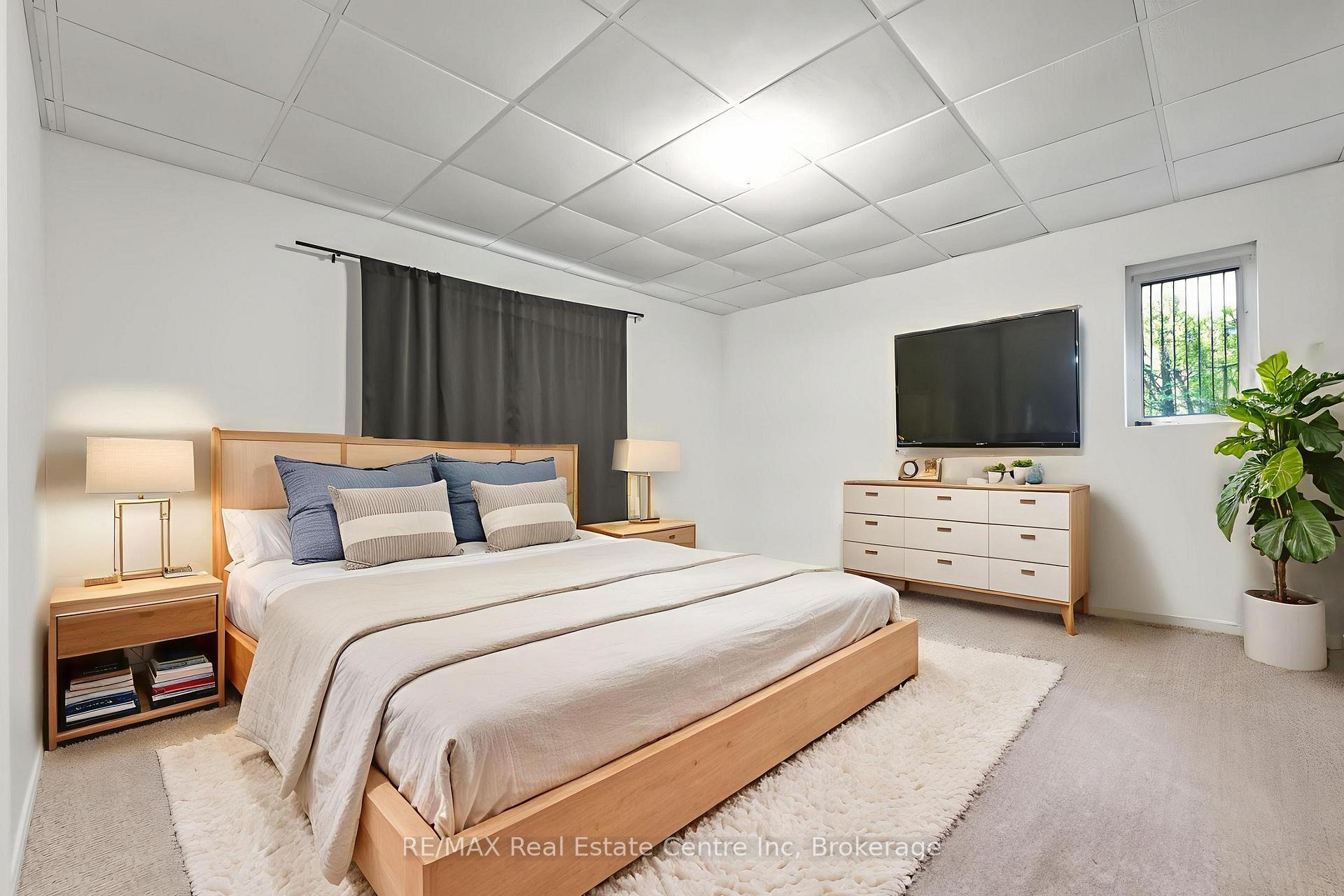 Photo 31 of 61 Tanager Drive, Guelph, Kortright Hills — HOMEH