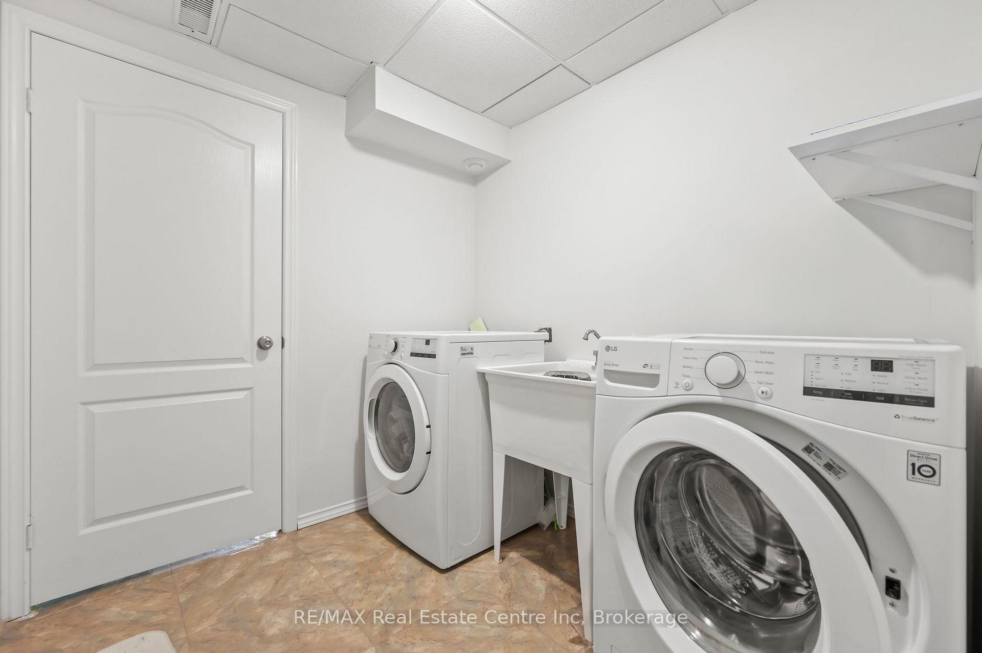 Photo 33 of 61 Tanager Drive, Guelph, Kortright Hills — HOMEH