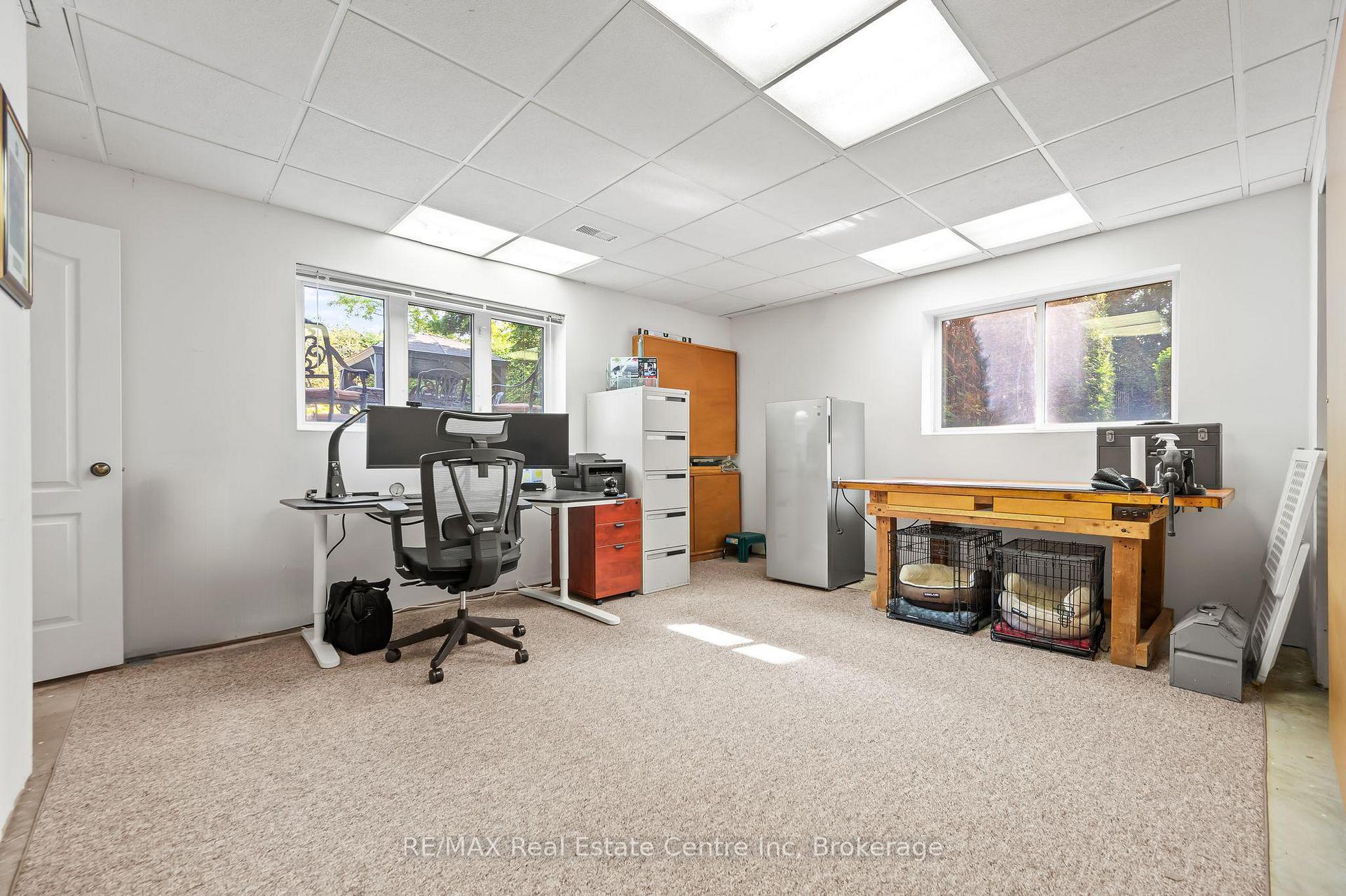 Photo 34 of 61 Tanager Drive, Guelph, Kortright Hills — HOMEH