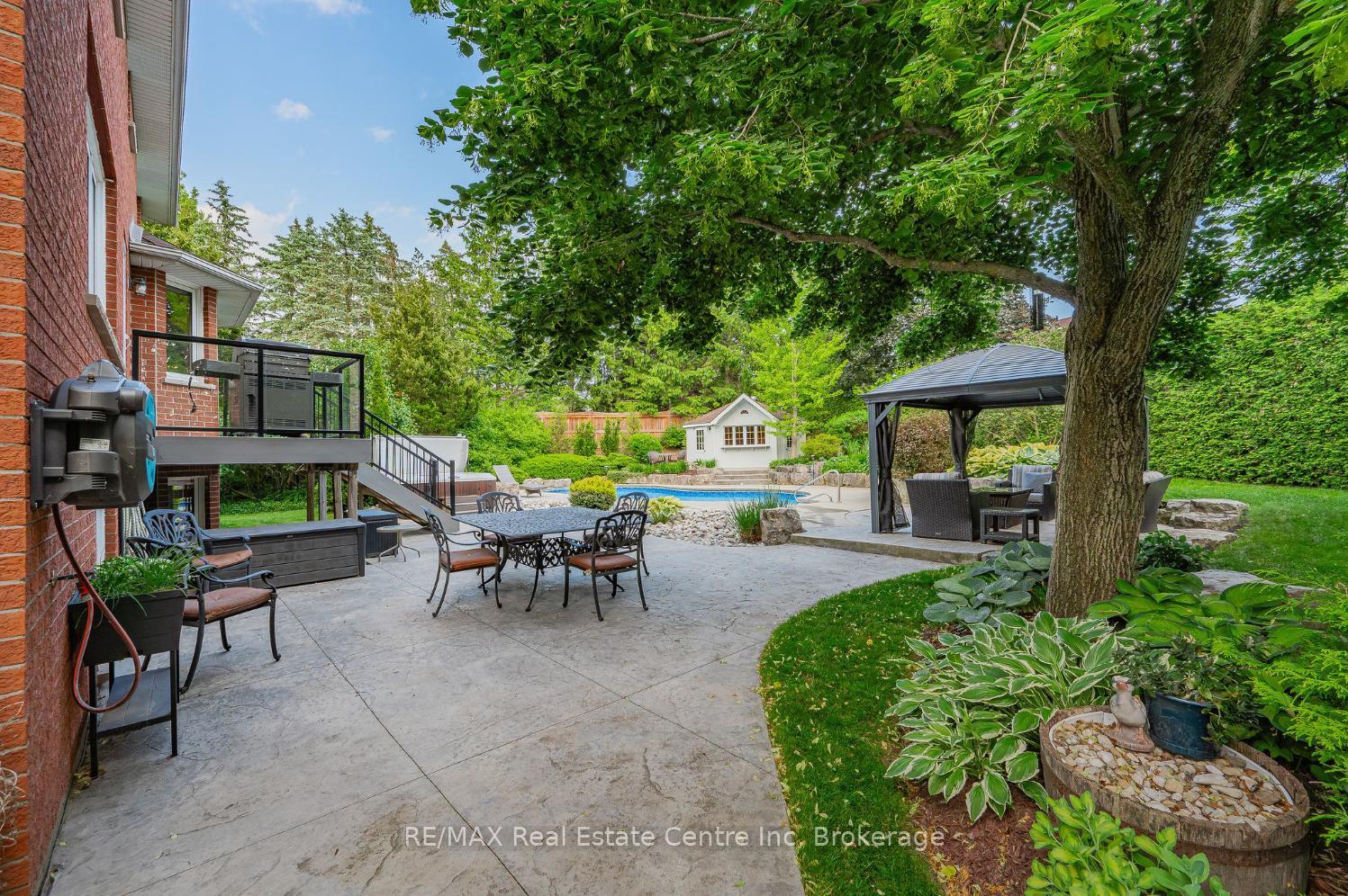 Photo 37 of 61 Tanager Drive, Guelph, Kortright Hills — HOMEH