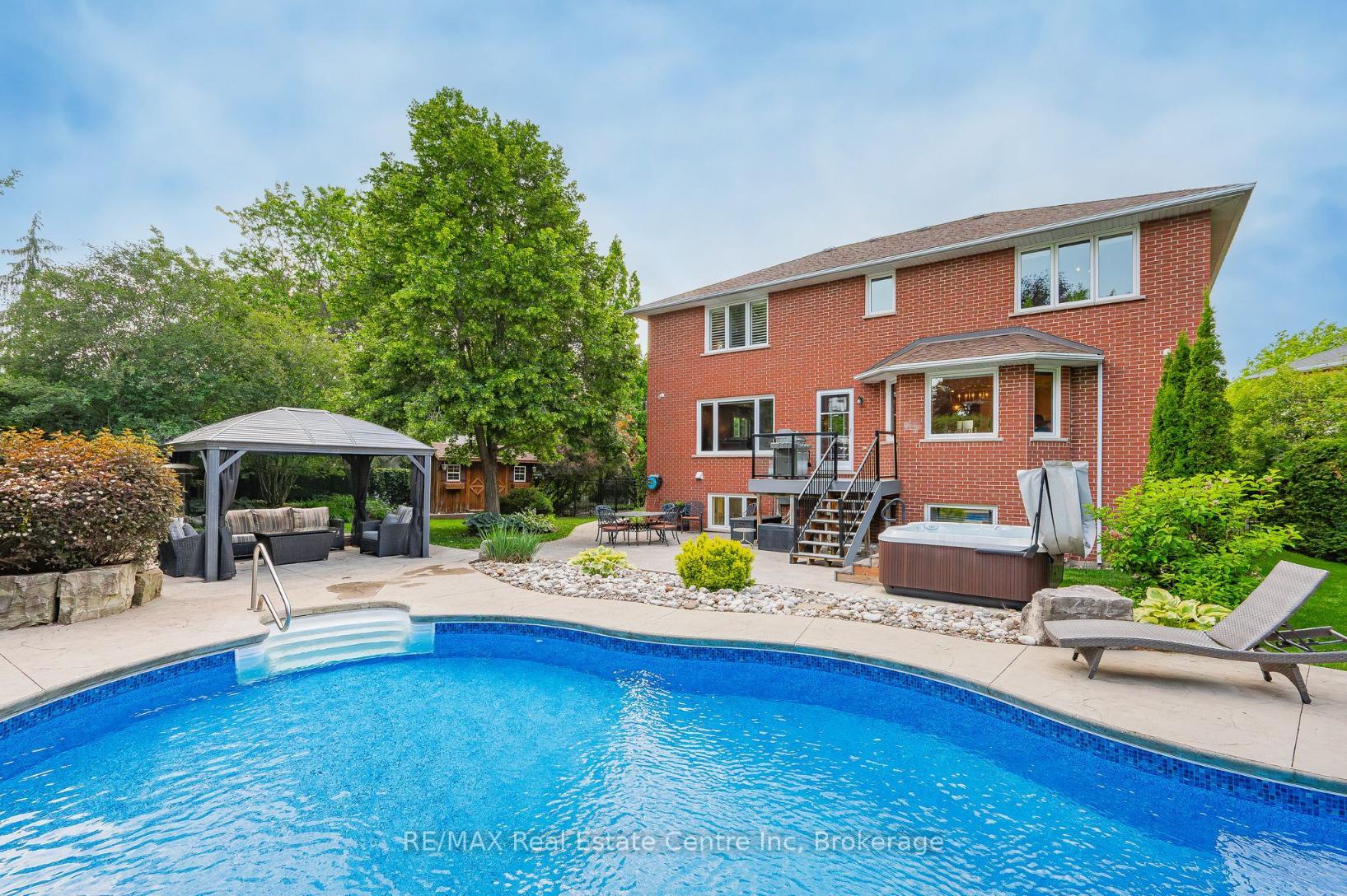 Photo 43 of 61 Tanager Drive, Guelph, Kortright Hills — HOMEH
