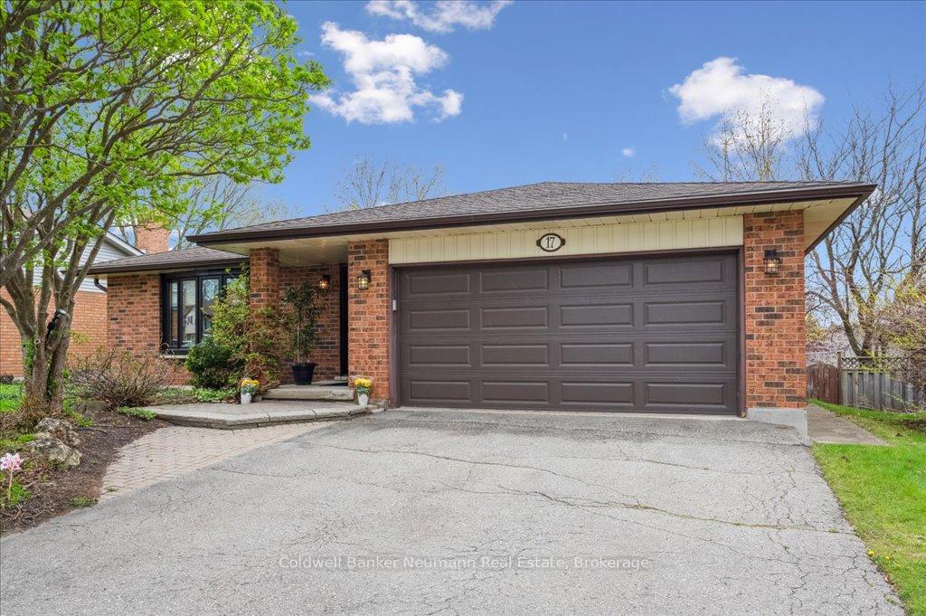 Photo 1 of 17 Brazolot Drive, Guelph, Kortright West — HOMEH