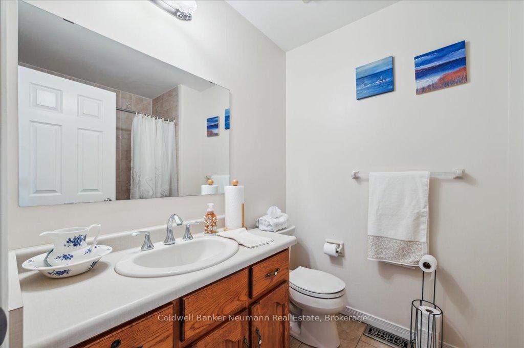 Photo 14 of 17 Brazolot Drive, Guelph, Kortright West — HOMEH
