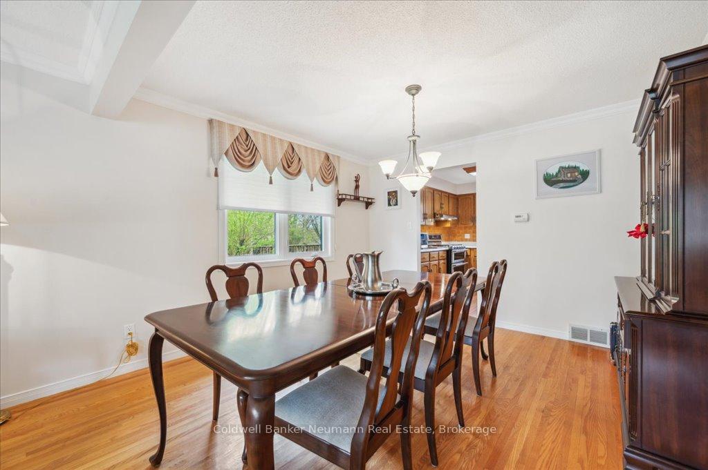 Photo 18 of 17 Brazolot Drive, Guelph, Kortright West — HOMEH