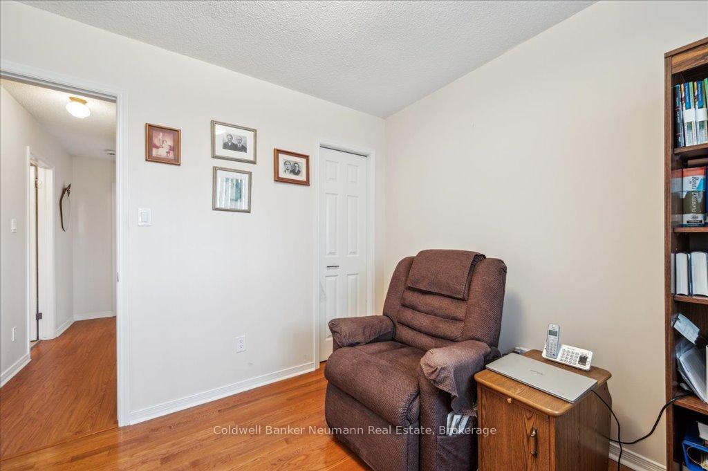 Photo 23 of 17 Brazolot Drive, Guelph, Kortright West — HOMEH